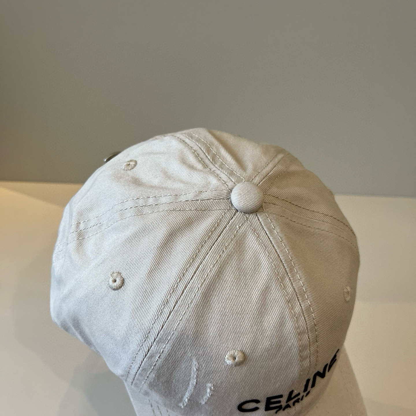 【CELINE赛琳】新款经典休闲潮流款 棒球帽🧢日韩风格，随便搭配都超好看！出门旅游，绝对要入手的一款