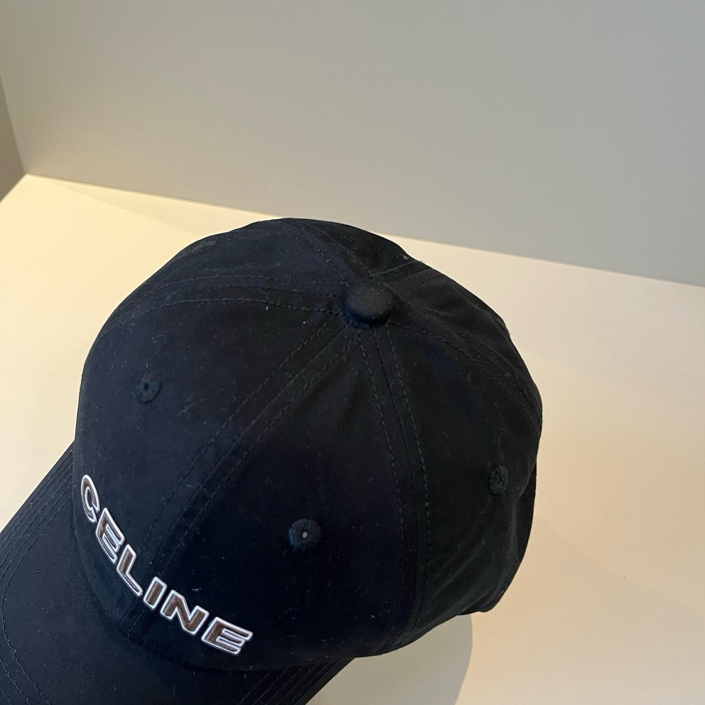 【CELINE赛琳】新款经典休闲潮流款 棒球帽🧢日韩风格，随便搭配都超好看！出门旅游，绝对要入手的一款