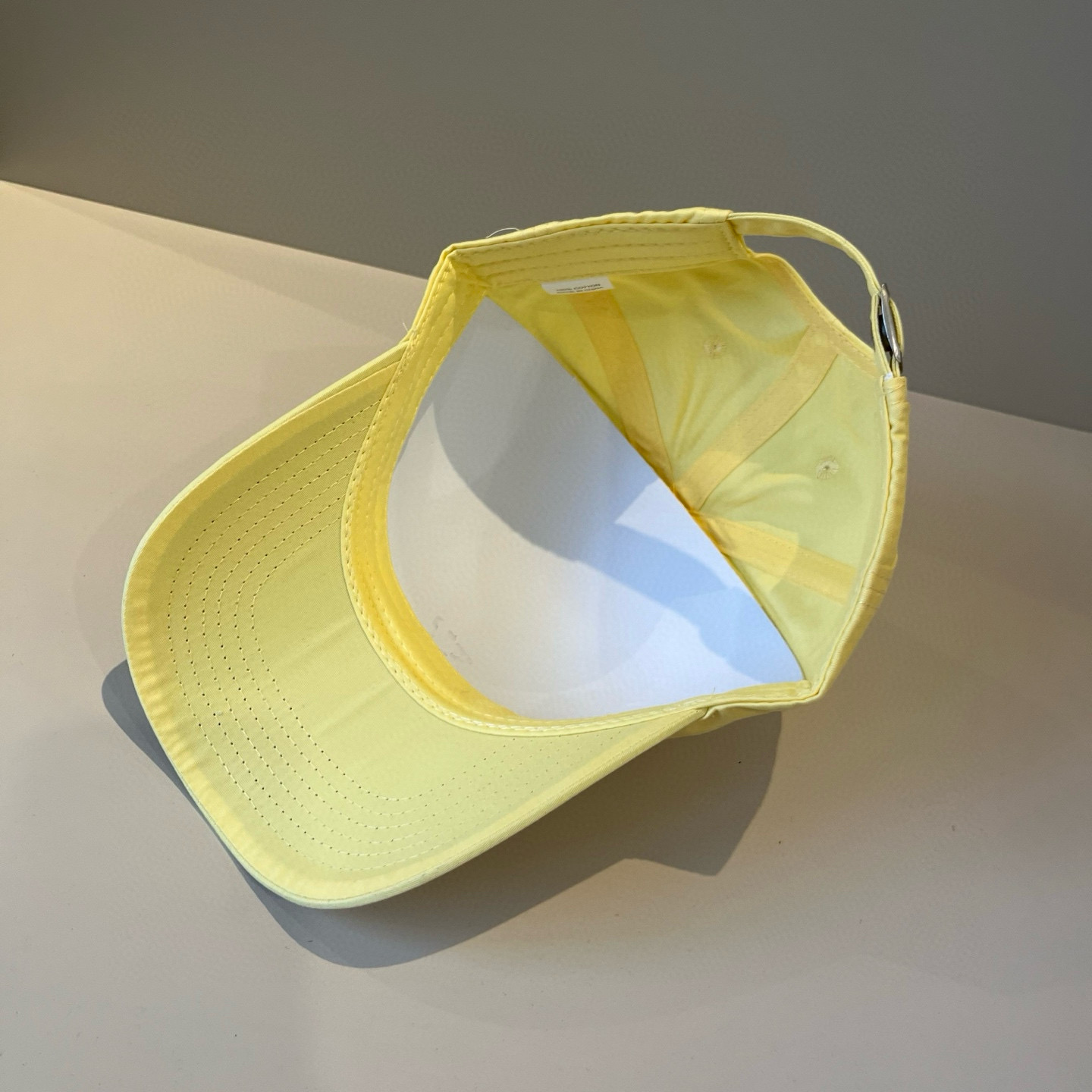 【CELINE赛琳】新款经典休闲潮流款 棒球帽🧢日韩风格，随便搭配都超好看！出门旅游，绝对要入手的一款