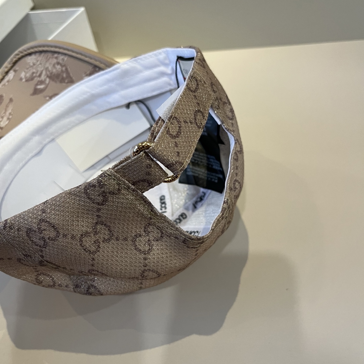  古奇棒球帽♥️GUCCI🧢官网新品，棒球帽，原单品质火爆来袭 。🎩 工艺非常精美 高档大气上档次！低调