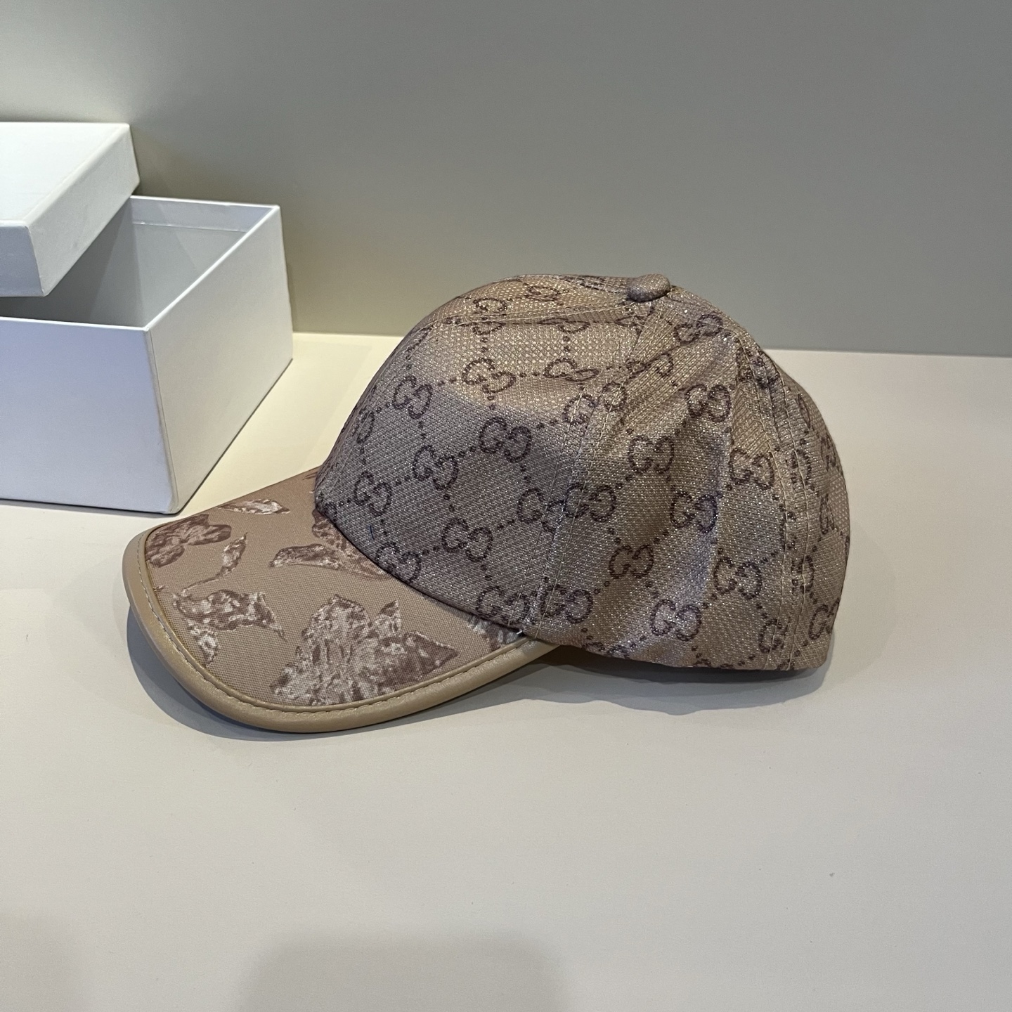  古奇棒球帽♥️GUCCI🧢官网新品，棒球帽，原单品质火爆来袭 。🎩 工艺非常精美 高档大气上档次！低调