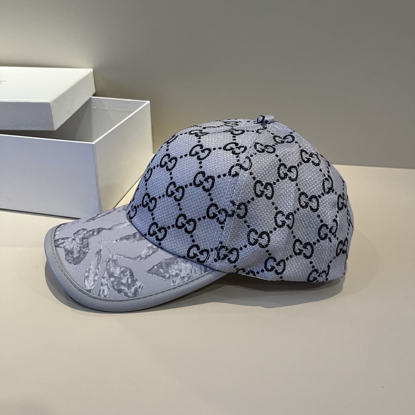  古奇棒球帽♥️GUCCI🧢官网新品，棒球帽，原单品质火爆来袭 。🎩 工艺非常精美 高档大气上档次！低调