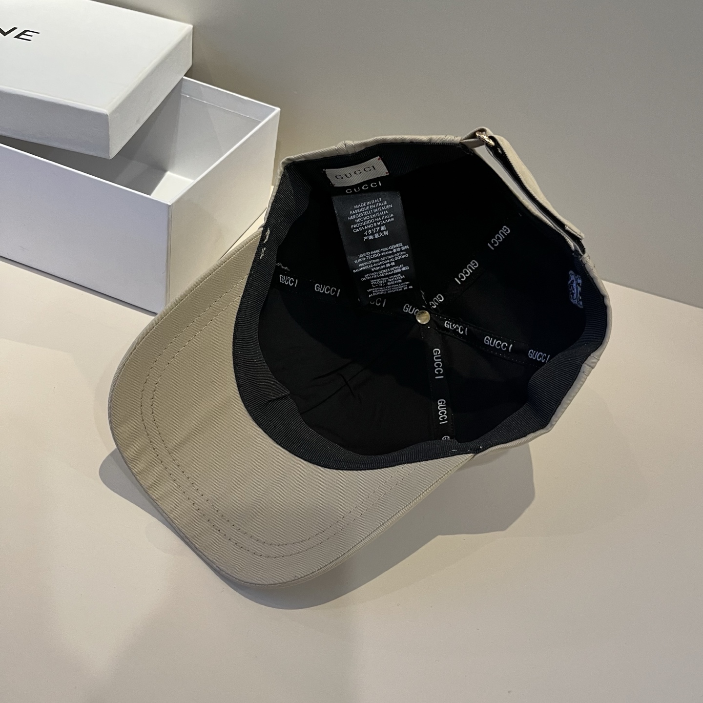  古奇棒球帽♥️GUCCI🧢官网新品，棒球帽，原单品质火爆来袭 。🎩 工艺非常精美 高档大气上档次！低调