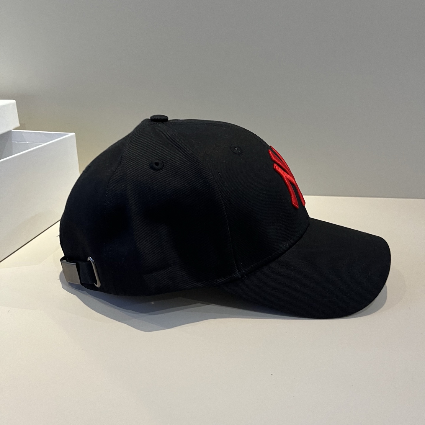  新品ꫛꫀꪝ ❥——❤专柜品质，细节就是完美
MLB拼接新款 官网步上新Ny🧢，代购版本 质量看细节好！