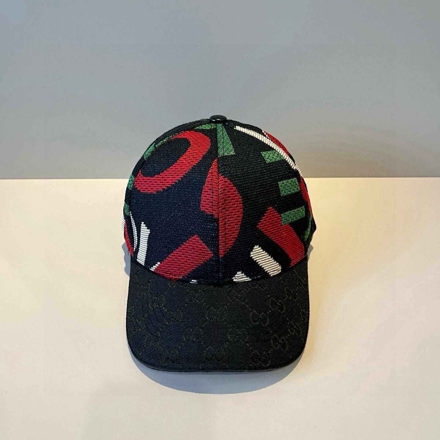  古奇棒球帽♥️GUCCI🧢官网新品，棒球帽，原单品质火爆来袭 。🎩 工艺非常精美 高档大气上档次！低调