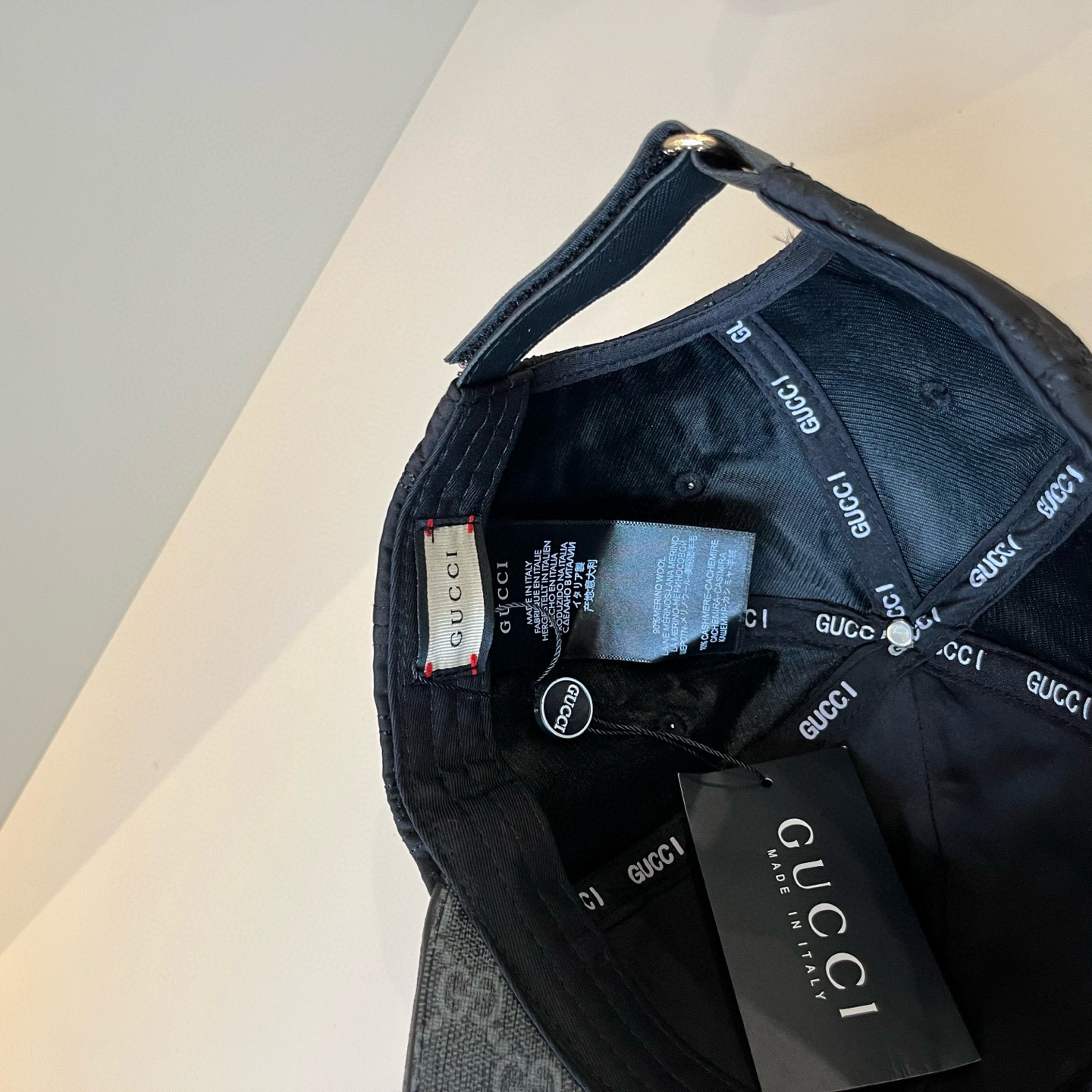  古奇棒球帽♥️GUCCI🧢官网新品，棒球帽，原单品质火爆来袭 。🎩 工艺非常精美 高档大气上档次！低调