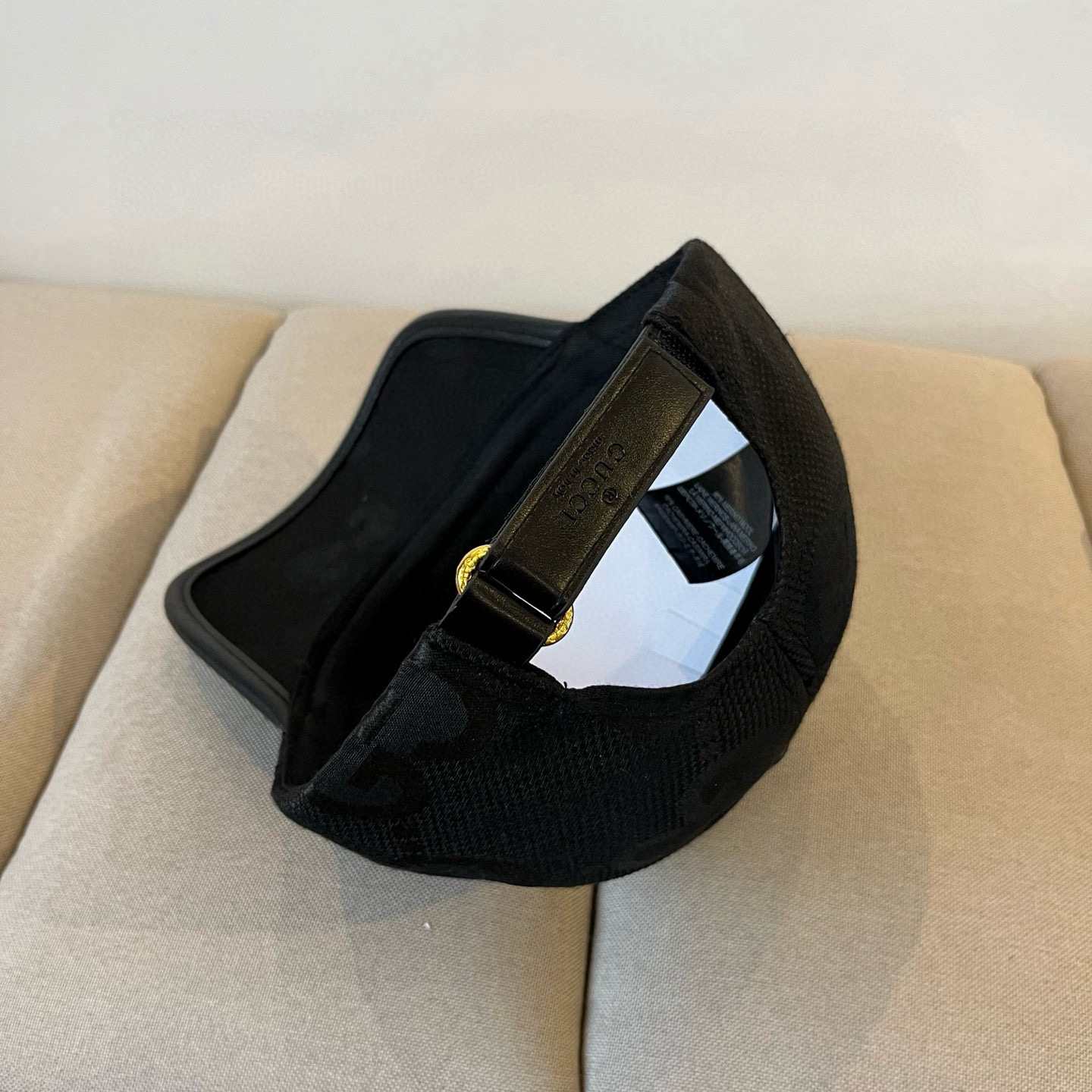  古奇棒球帽♥️GUCCI🧢官网新品，棒球帽，原单品质火爆来袭 。🎩 工艺非常精美 高档大气上档次！低调