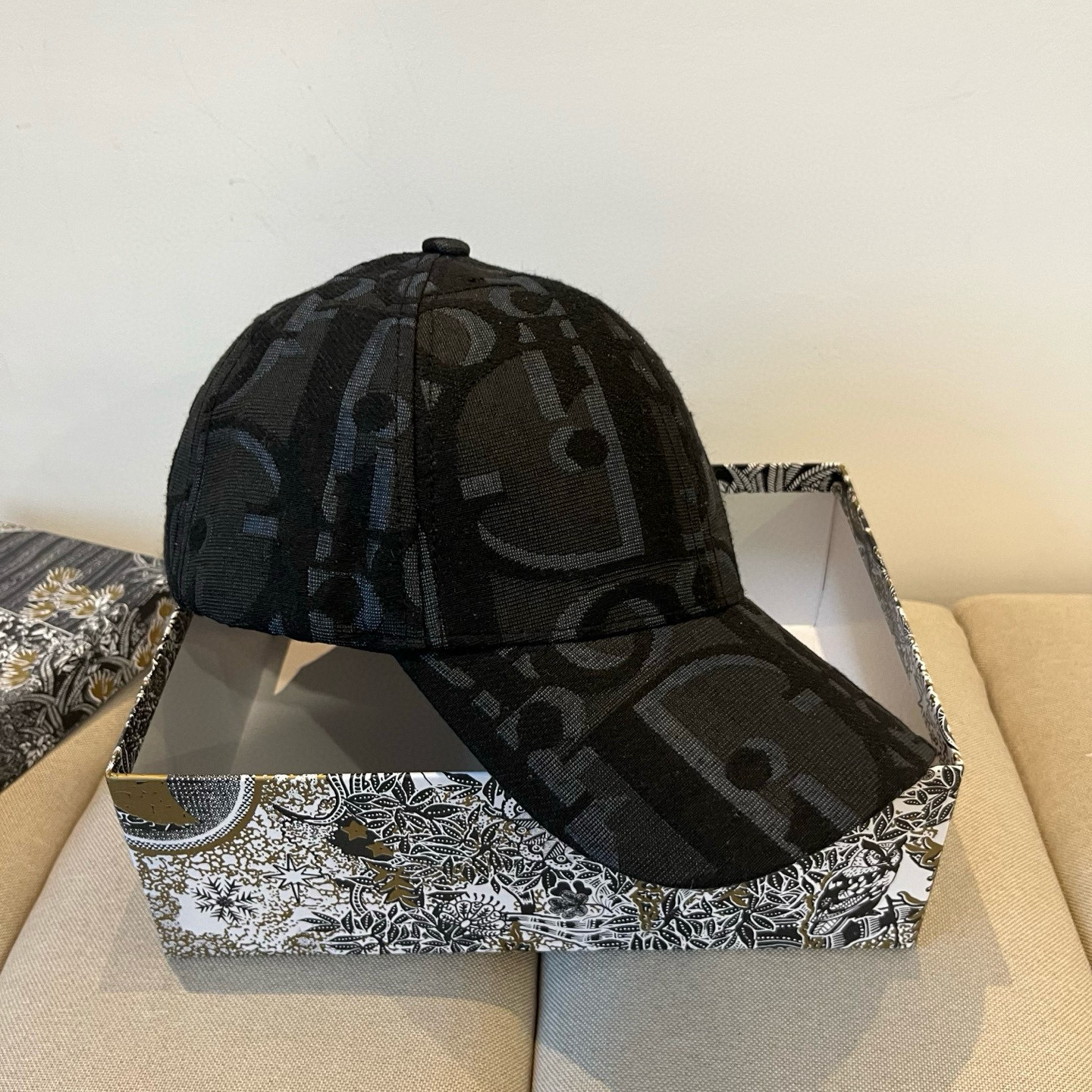 【DIOR迪奥】新款走量简约棒球帽🧢，新款出货，大牌款超好搭配，赶紧入手！