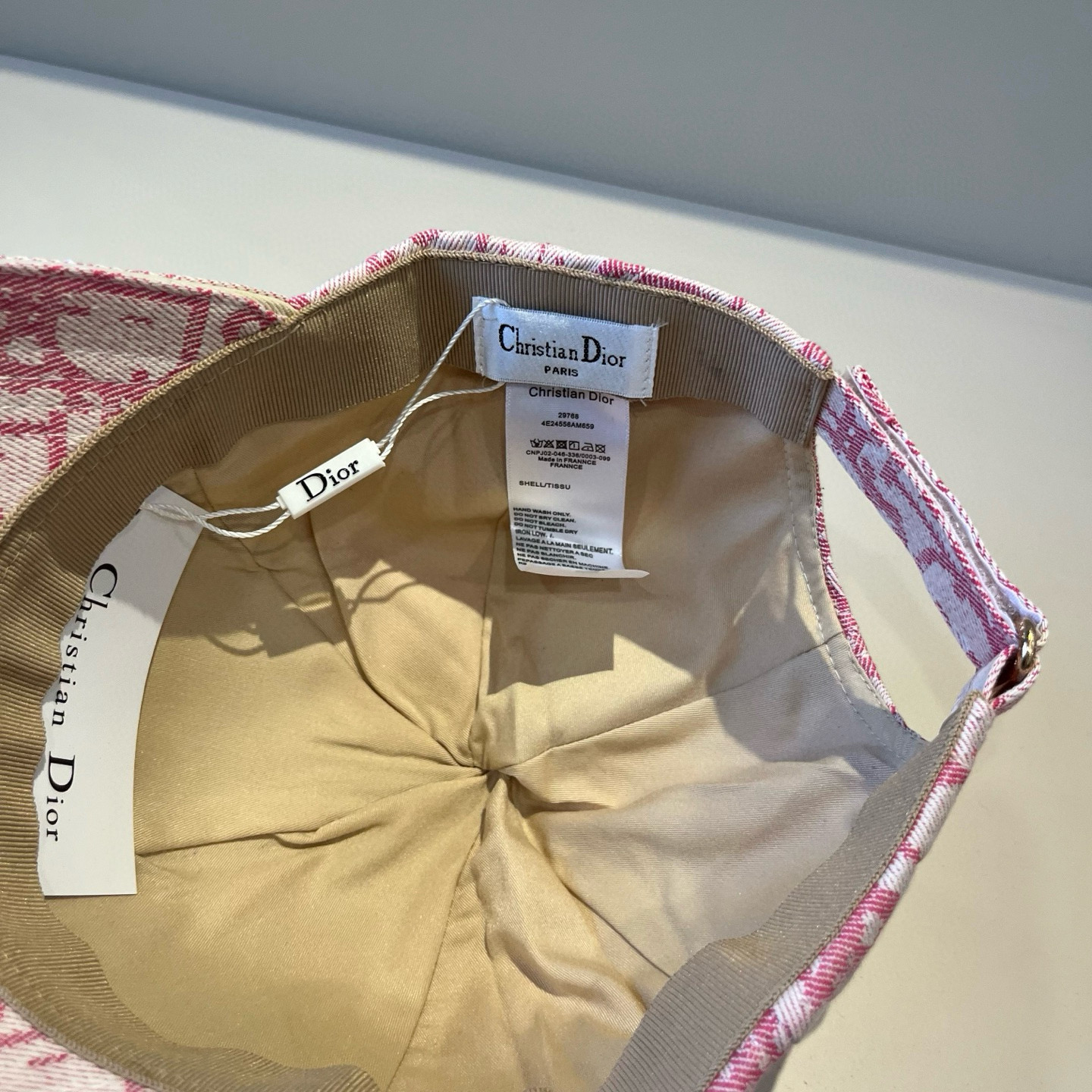 【DIOR迪奥】新款走量简约棒球帽🧢，新款出货，大牌款超好搭配，赶紧入手！