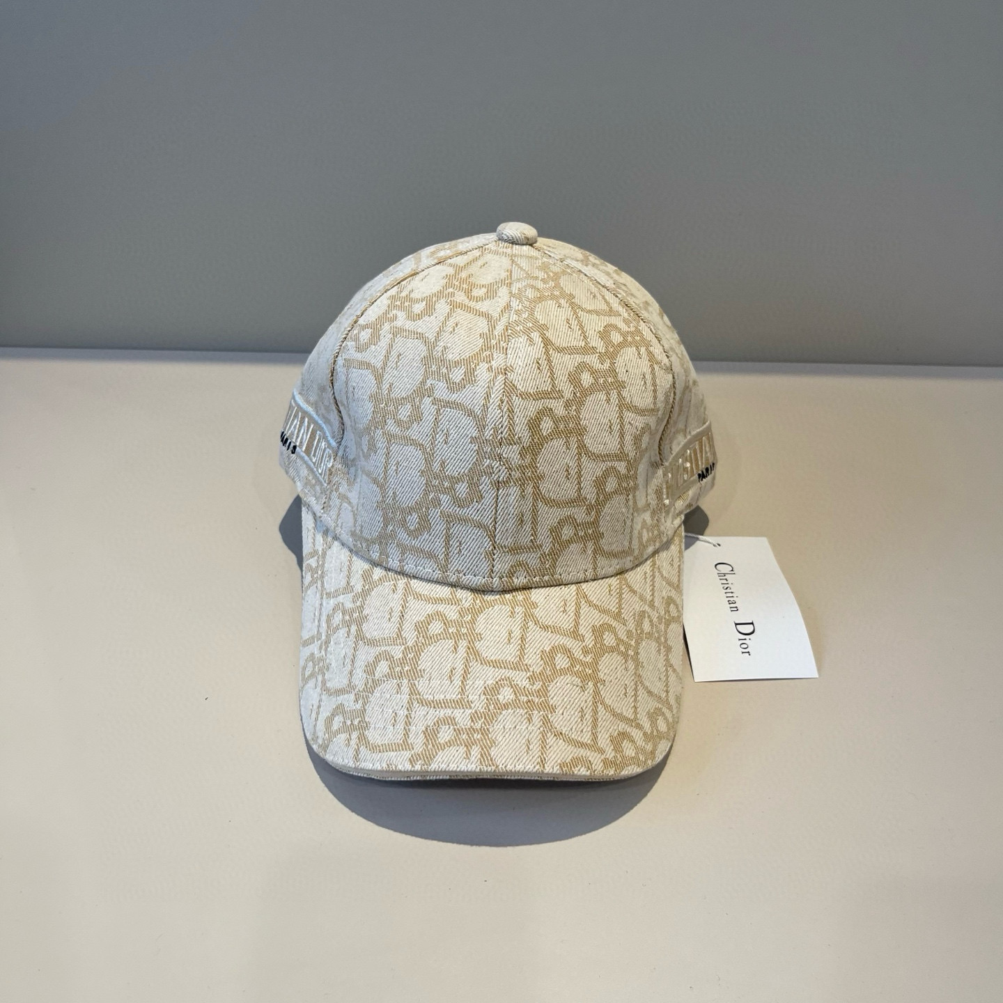 【DIOR迪奥】新款走量简约棒球帽🧢，新款出货，大牌款超好搭配，赶紧入手！