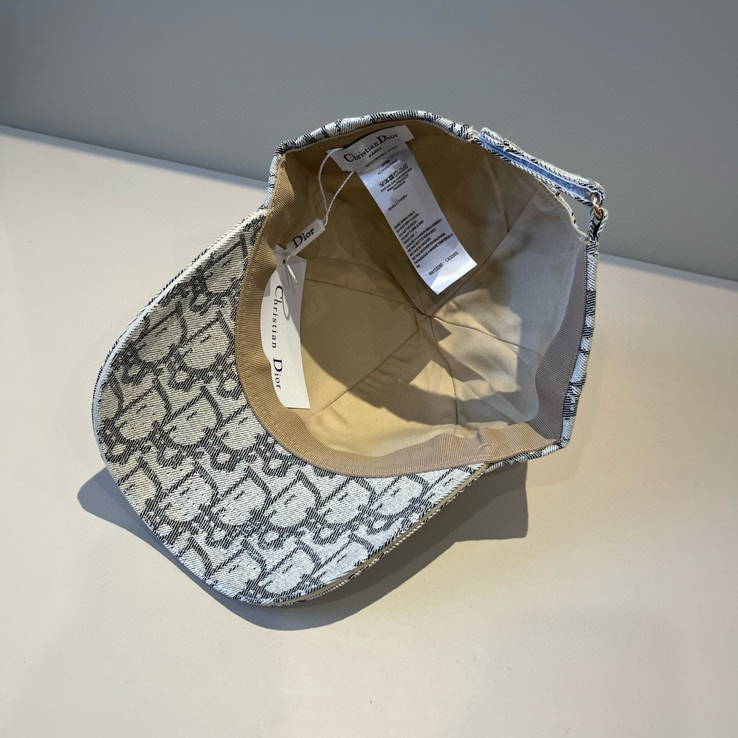 【DIOR迪奥】新款走量简约棒球帽🧢，新款出货，大牌款超好搭配，赶紧入手！