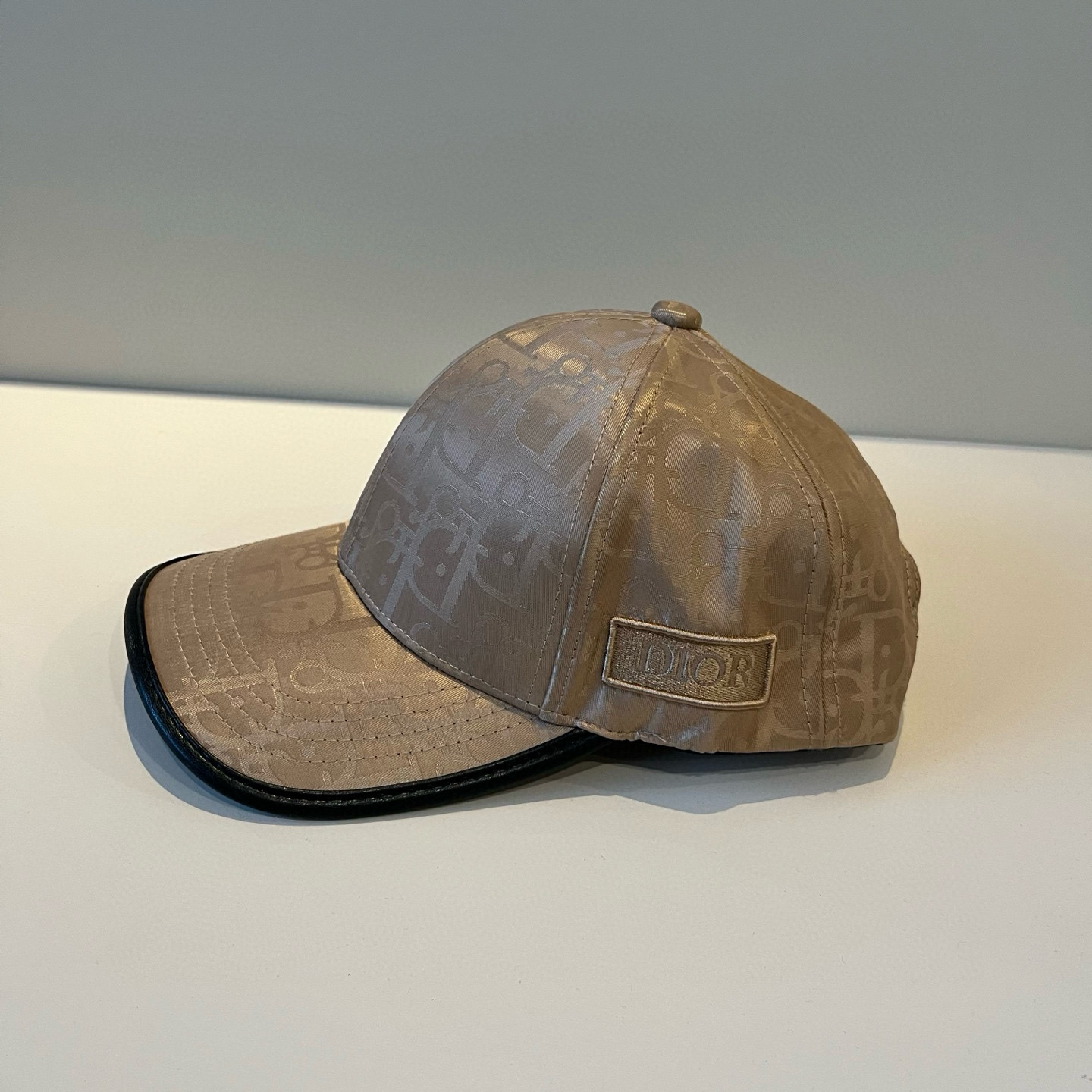 【DIOR迪奥】新款走量简约棒球帽🧢，新款出货，大牌款超好搭配，赶紧入手！