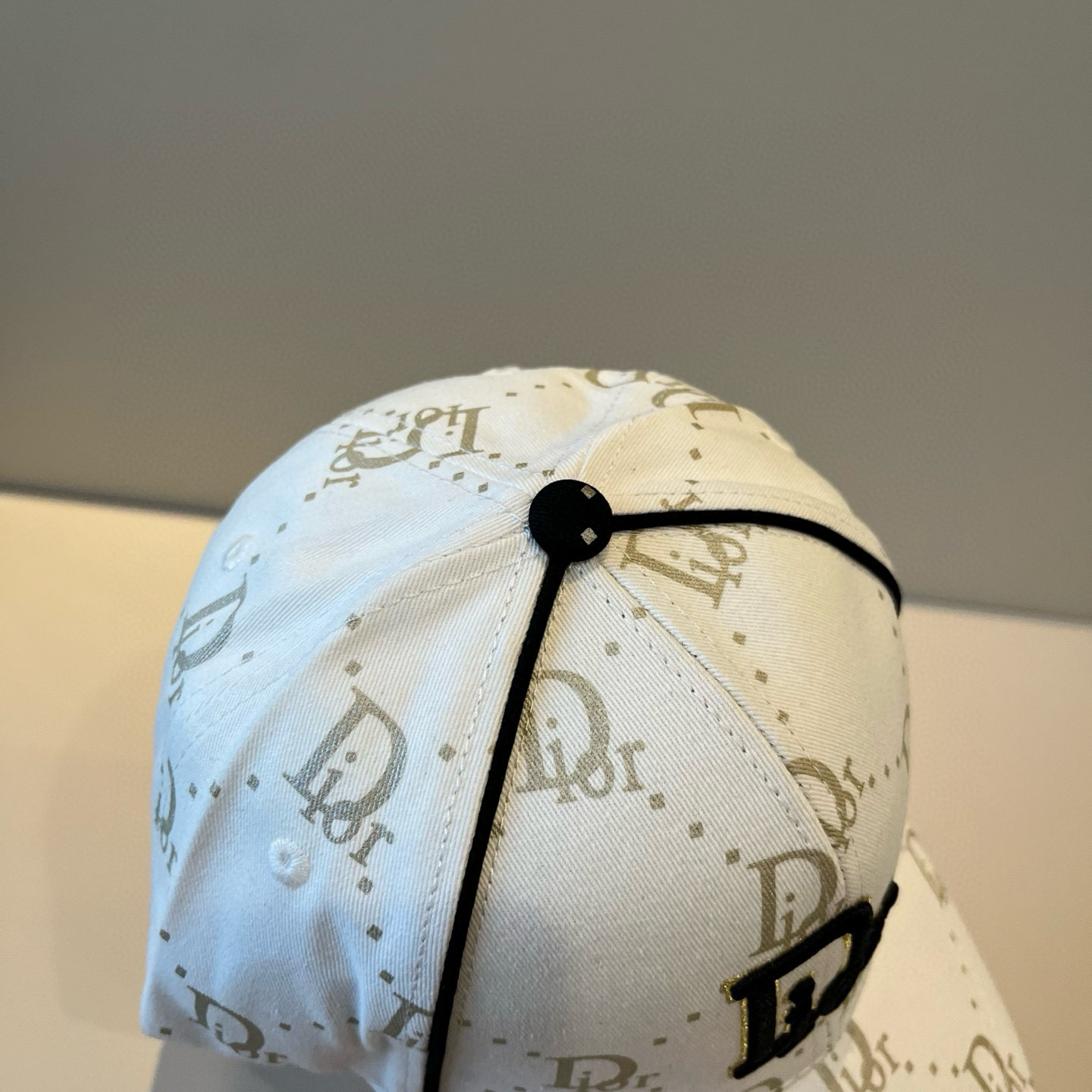 【DIOR迪奥】新款走量简约棒球帽🧢，新款出货，大牌款超好搭配，赶紧入手！