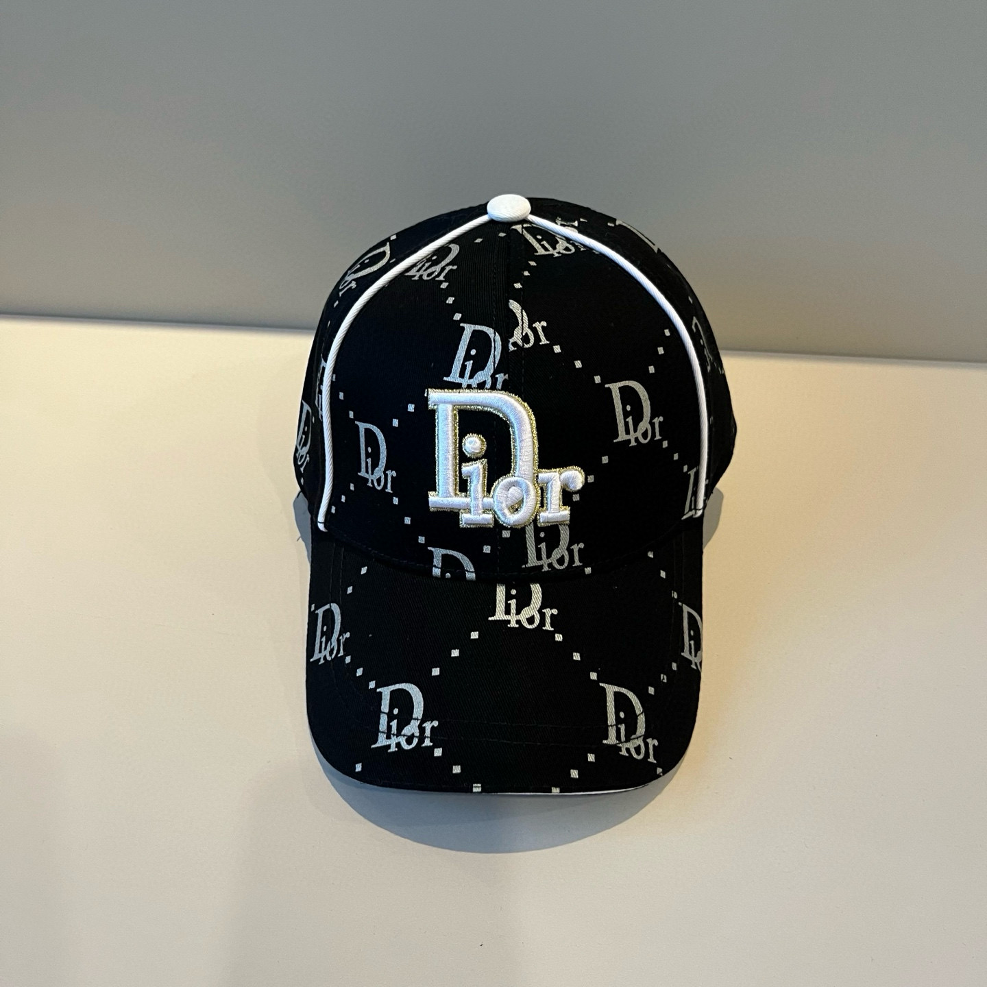 【DIOR迪奥】新款走量简约棒球帽🧢，新款出货，大牌款超好搭配，赶紧入手！