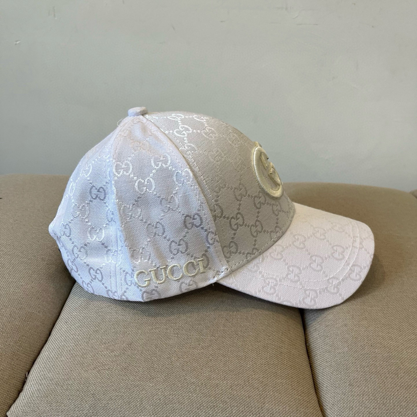  古奇棒球帽♥️GUCCI🧢官网新品，棒球帽，原单品质火爆来袭 。🎩 工艺非常精美 高档大气上档次！低调