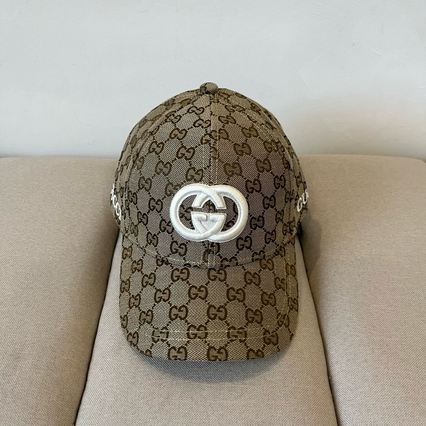  古奇棒球帽♥️GUCCI🧢官网新品，棒球帽，原单品质火爆来袭 。🎩 工艺非常精美 高档大气上档次！低调