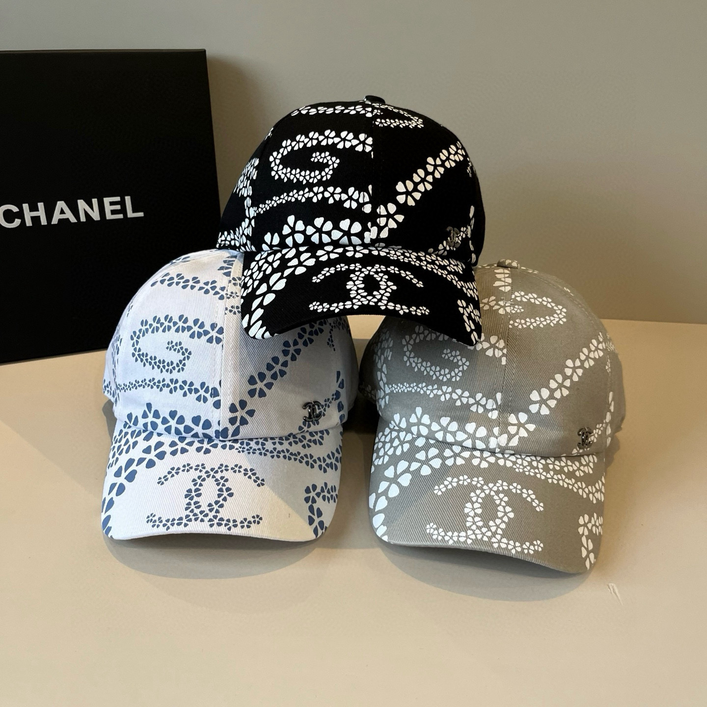 。香奈儿CHANEL 官方新品棒球帽，小香经典简约，时尚休闲设计 跑量新品