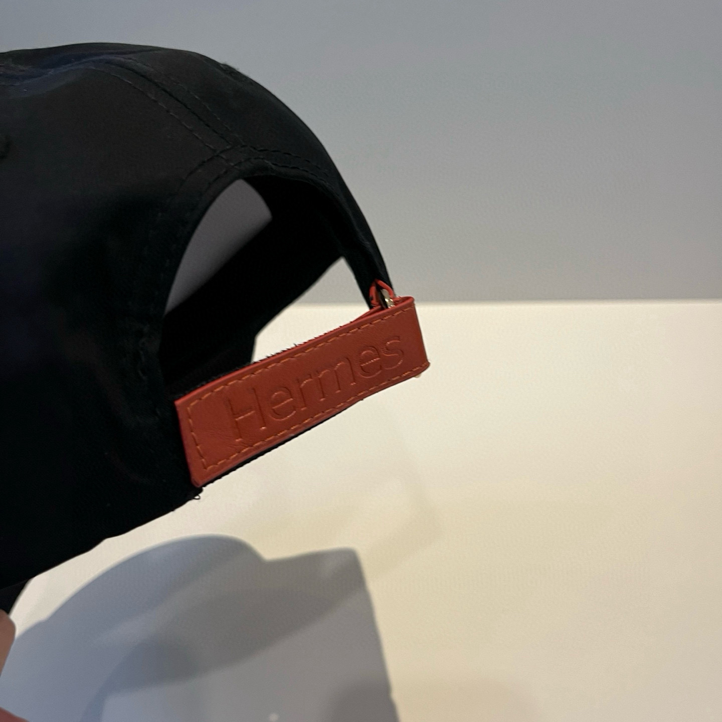  爱马仕Hermes 官网新品经典款 棒球帽🎩 原单品质 火爆来袭。 工艺非常精美爱心 高档大气上档次 