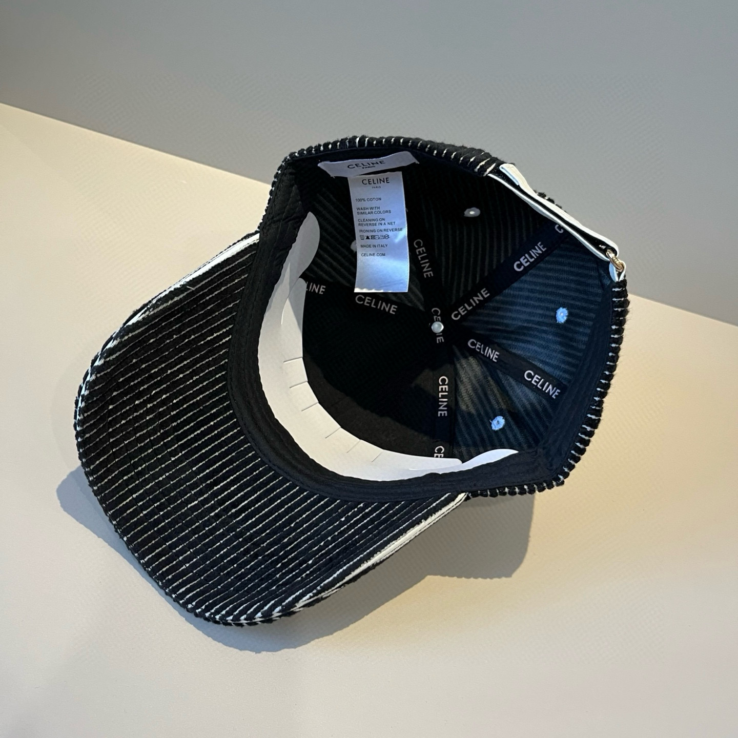 【CELINE赛琳】新款经典休闲潮流款 棒球帽🧢日韩风格，随便搭配都超好看！出门旅游，绝对要入手的一款