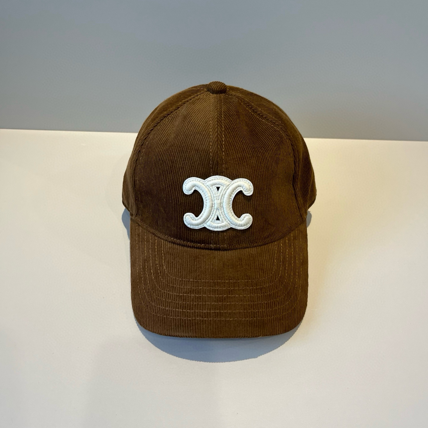 【CELINE赛琳】新款经典休闲潮流款 棒球帽🧢日韩风格，随便搭配都超好看！出门旅游，绝对要入手的一款