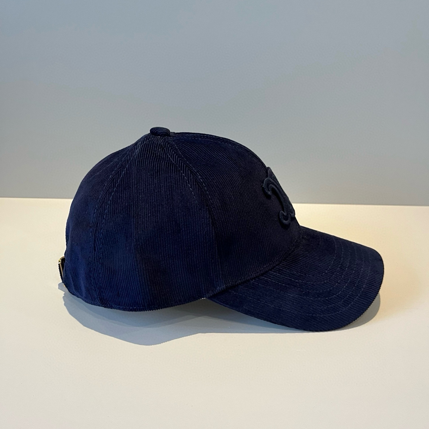 【CELINE赛琳】新款经典休闲潮流款 棒球帽🧢日韩风格，随便搭配都超好看！出门旅游，绝对要入手的一款