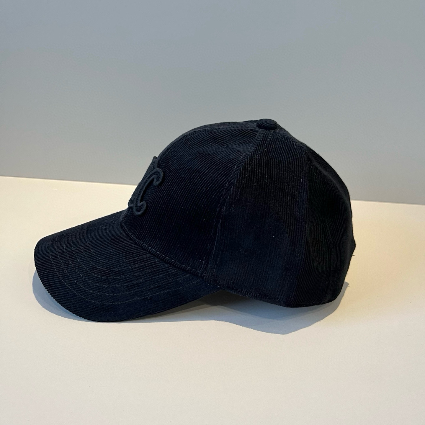 【CELINE赛琳】新款经典休闲潮流款 棒球帽🧢日韩风格，随便搭配都超好看！出门旅游，绝对要入手的一款