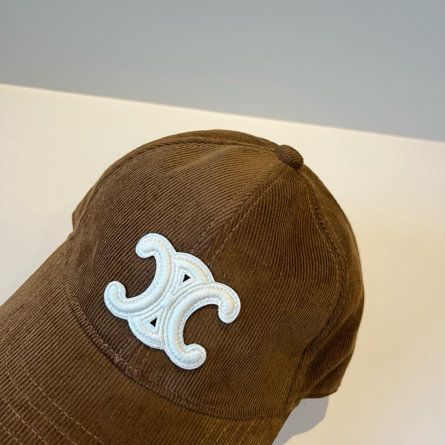 【CELINE赛琳】新款经典休闲潮流款 棒球帽🧢日韩风格，随便搭配都超好看！出门旅游，绝对要入手的一款