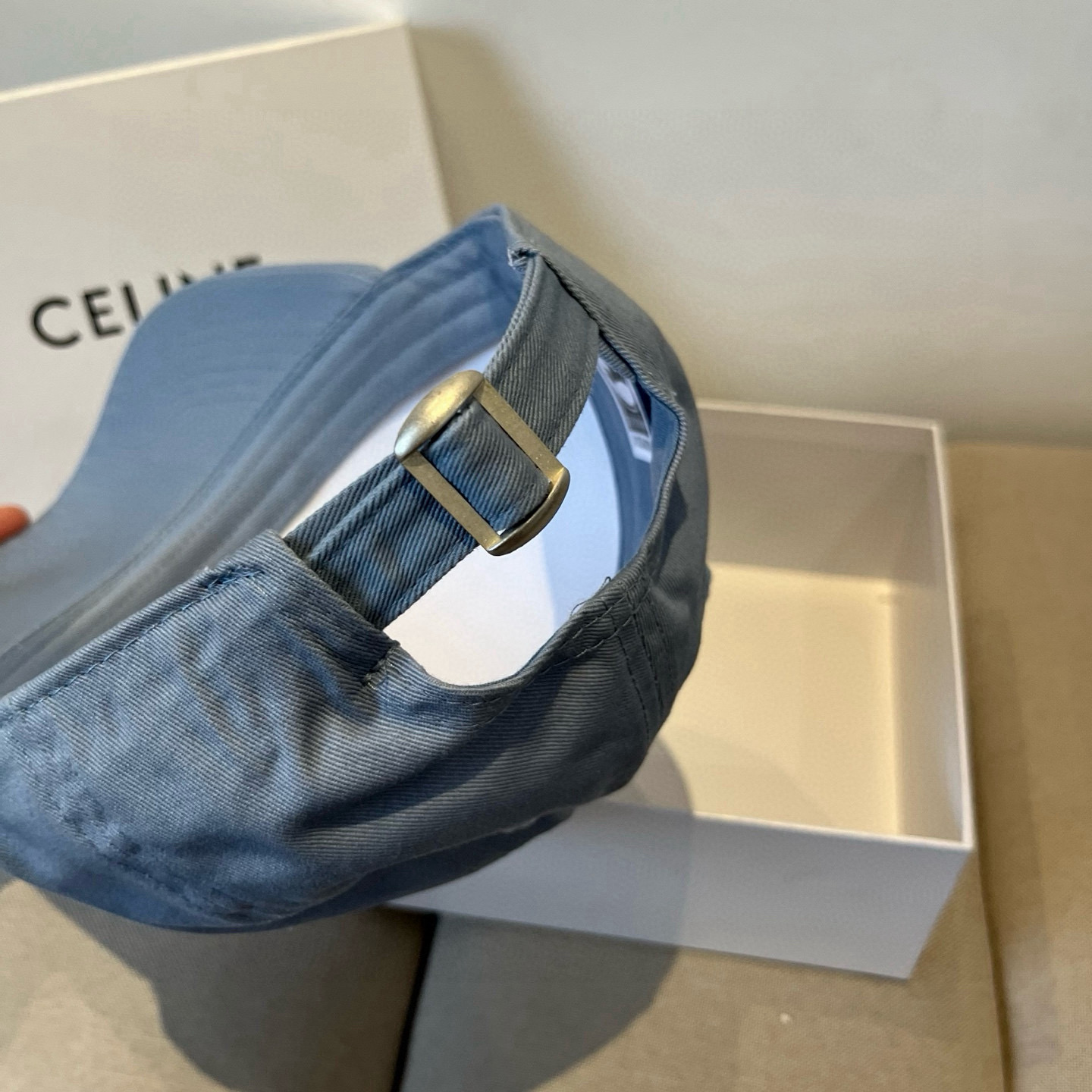 【CELINE赛琳】新款经典休闲潮流款 棒球帽🧢日韩风格，随便搭配都超好看！出门旅游，绝对要入手的一款