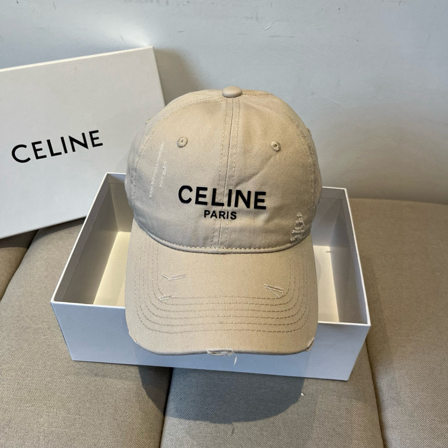 【CELINE赛琳】新款经典休闲潮流款 棒球帽🧢日韩风格，随便搭配都超好看！出门旅游，绝对要入手的一款