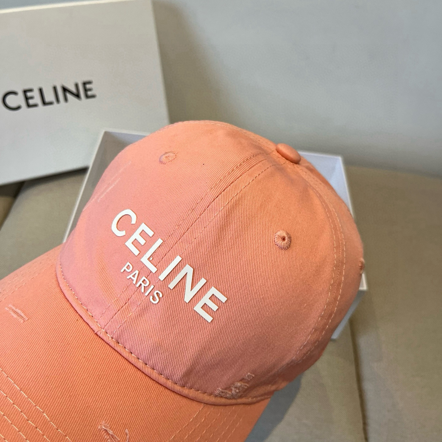 【CELINE赛琳】新款经典休闲潮流款 棒球帽🧢日韩风格，随便搭配都超好看！出门旅游，绝对要入手的一款
