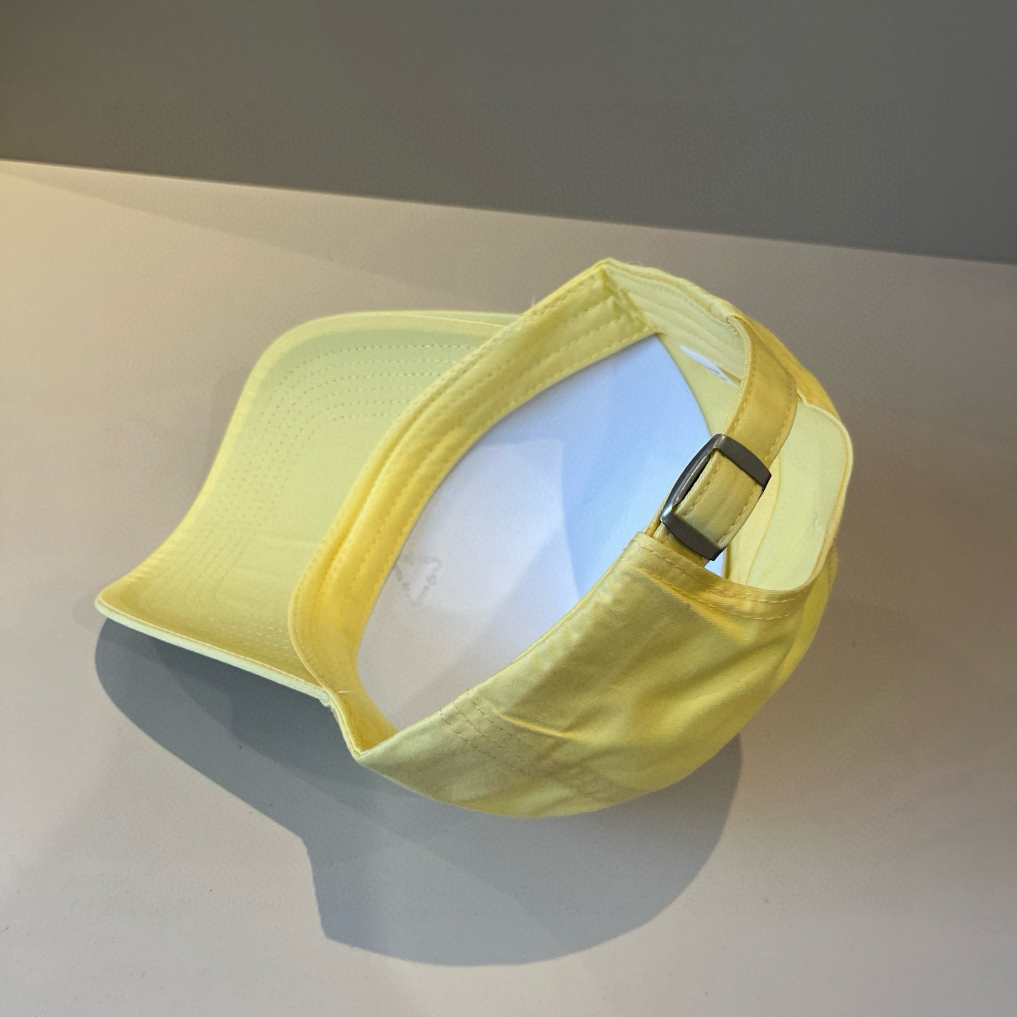 【CELINE赛琳】新款经典休闲潮流款 棒球帽🧢日韩风格，随便搭配都超好看！出门旅游，绝对要入手的一款