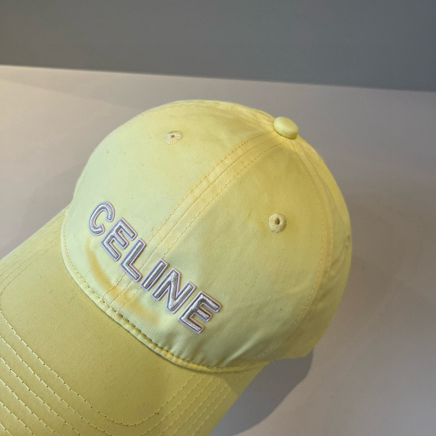 【CELINE赛琳】新款经典休闲潮流款 棒球帽🧢日韩风格，随便搭配都超好看！出门旅游，绝对要入手的一款