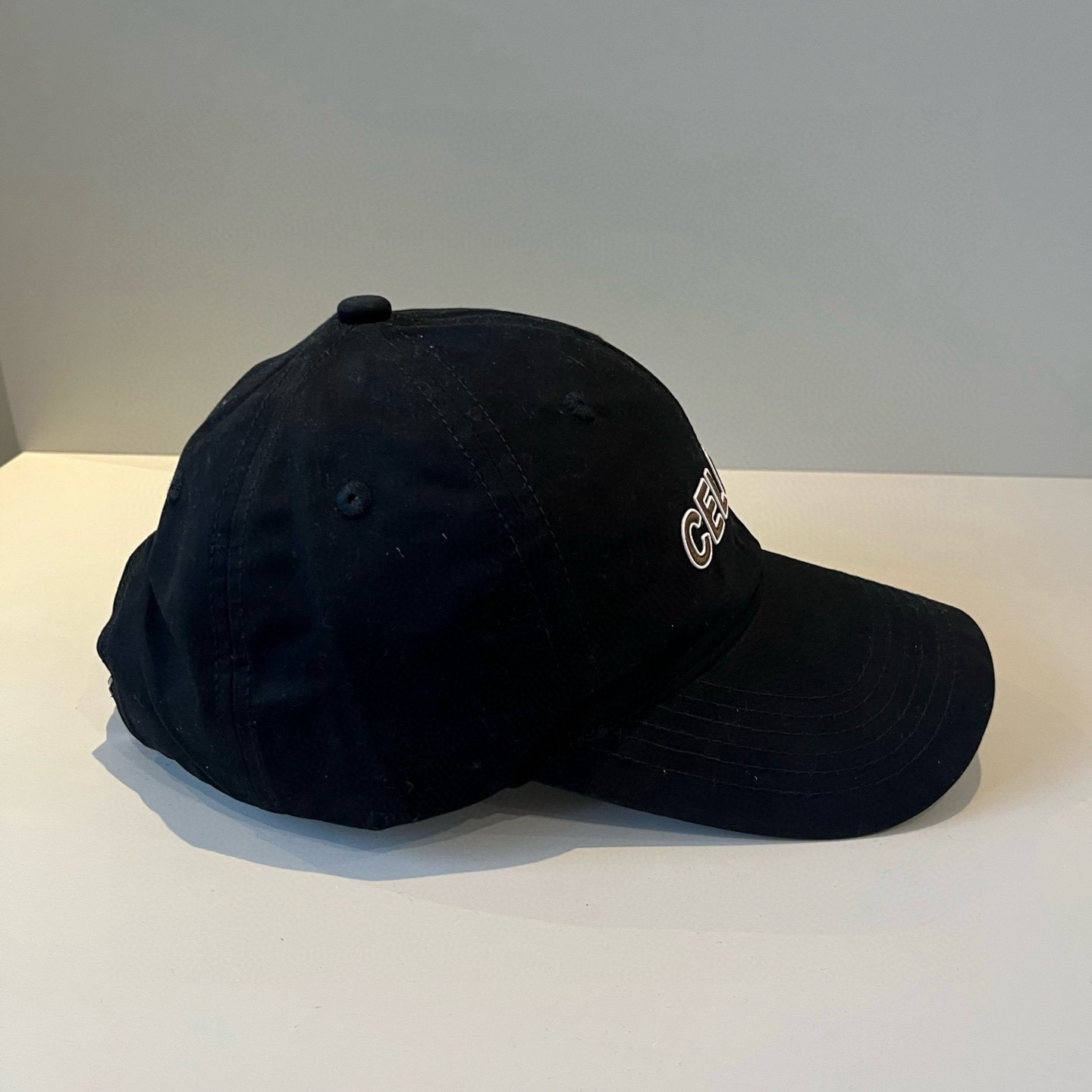 【CELINE赛琳】新款经典休闲潮流款 棒球帽🧢日韩风格，随便搭配都超好看！出门旅游，绝对要入手的一款