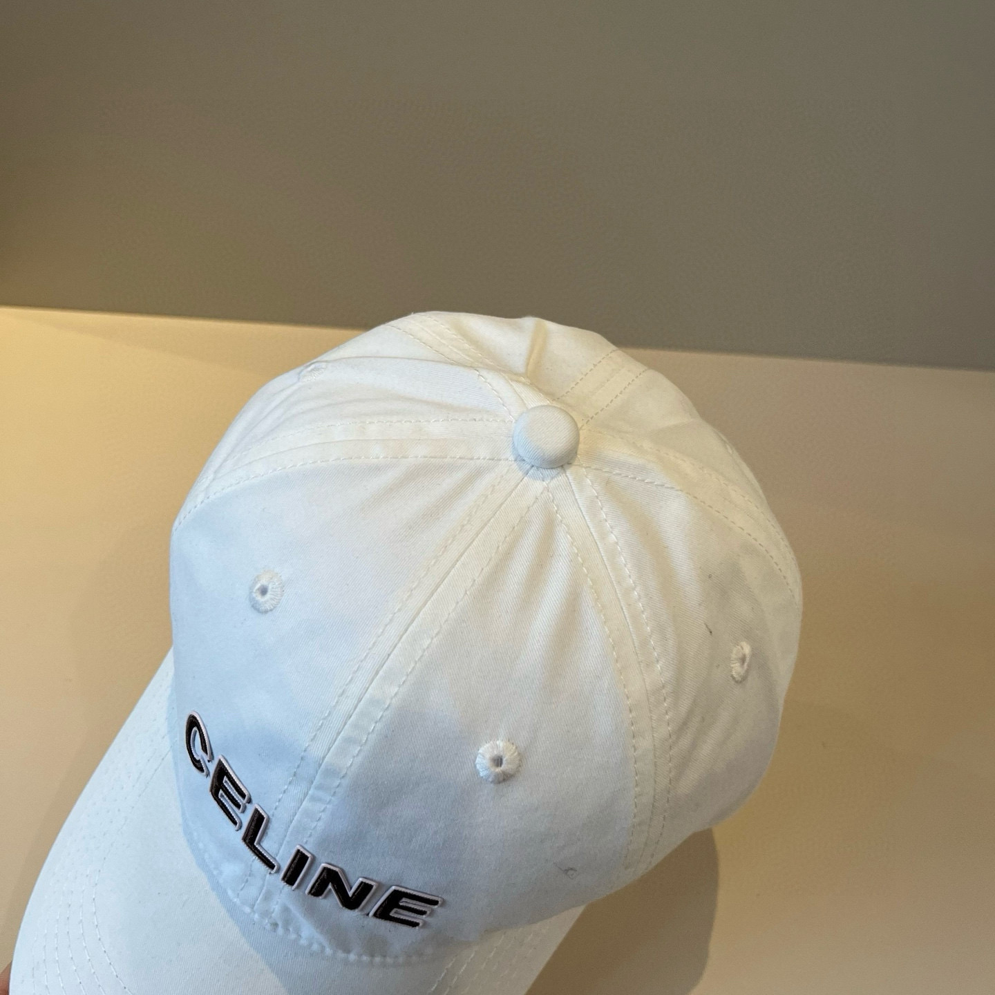 【CELINE赛琳】新款经典休闲潮流款 棒球帽🧢日韩风格，随便搭配都超好看！出门旅游，绝对要入手的一款