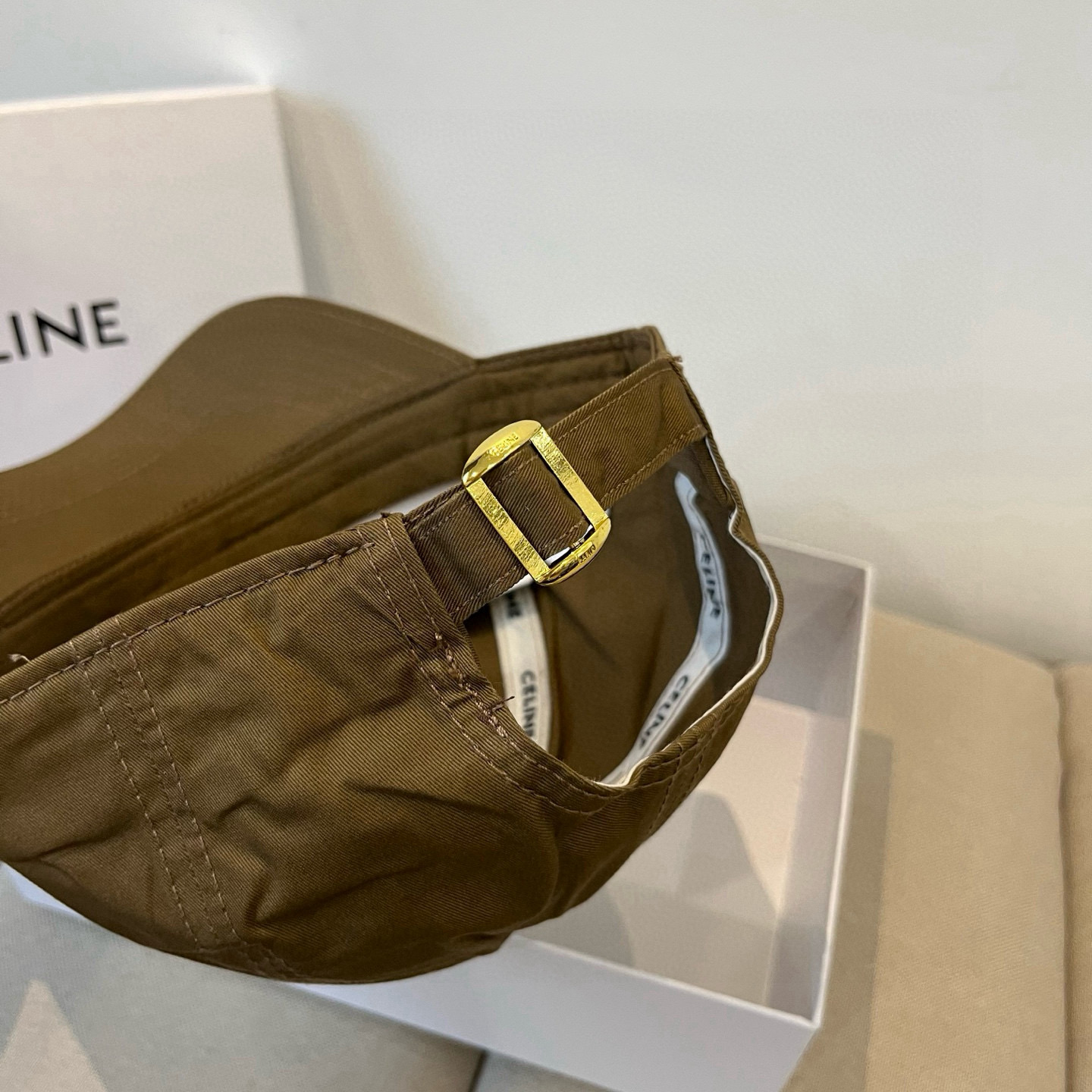 【CELINE赛琳】新款经典休闲潮流款 棒球帽🧢日韩风格，随便搭配都超好看！出门旅游，绝对要入手的一款