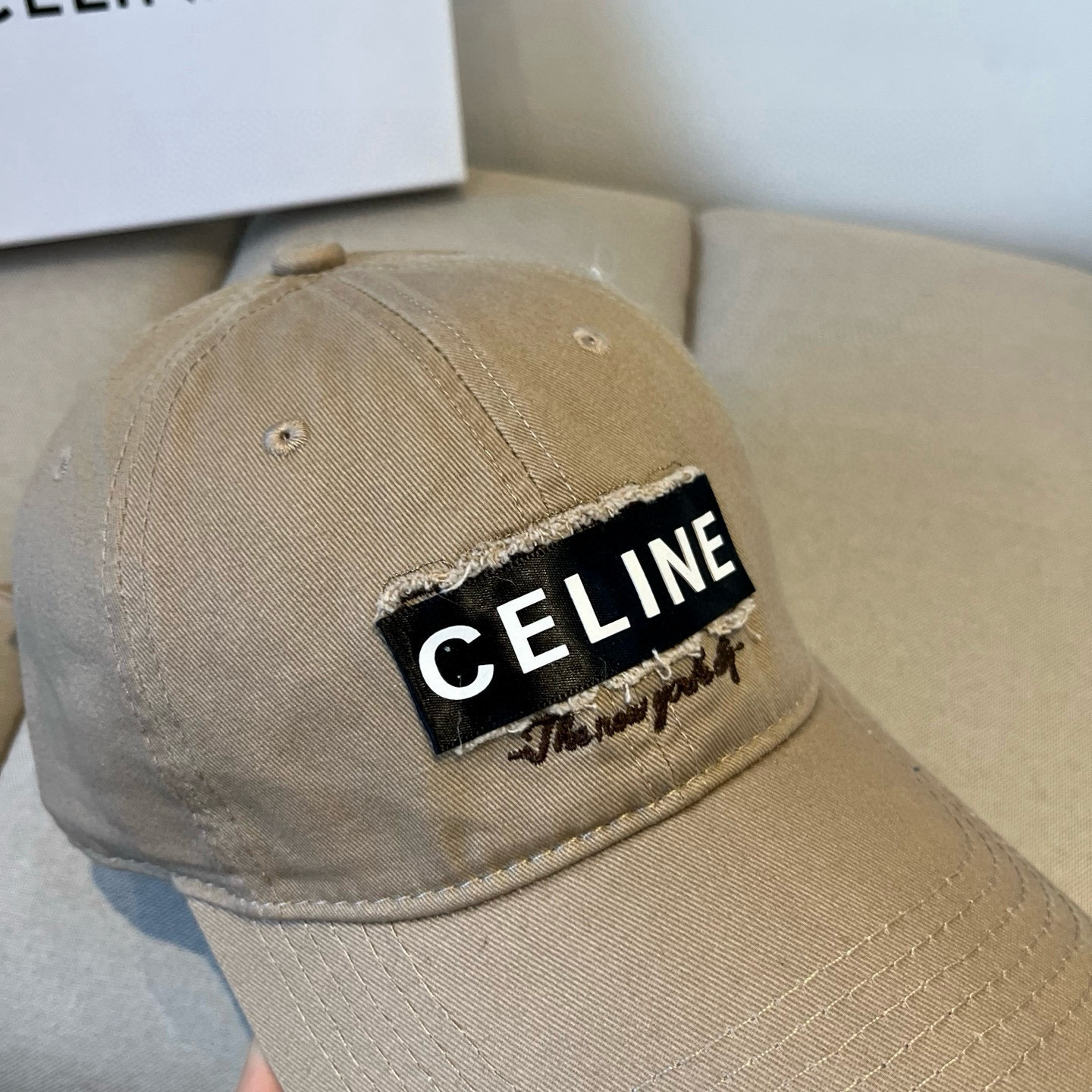【CELINE赛琳】新款经典休闲潮流款 棒球帽🧢日韩风格，随便搭配都超好看！出门旅游，绝对要入手的一款