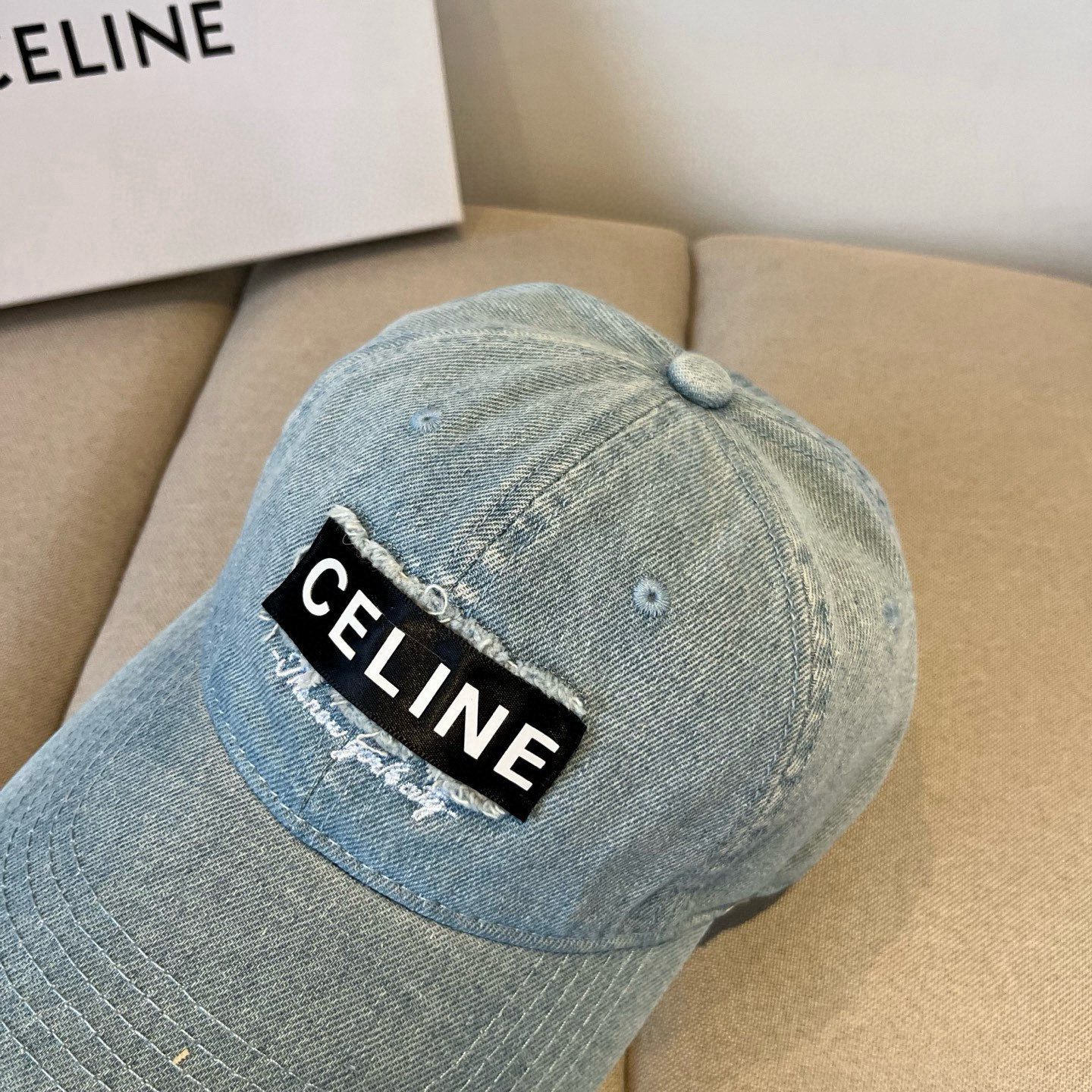 【CELINE赛琳】新款经典休闲潮流款 棒球帽🧢日韩风格，随便搭配都超好看！出门旅游，绝对要入手的一款