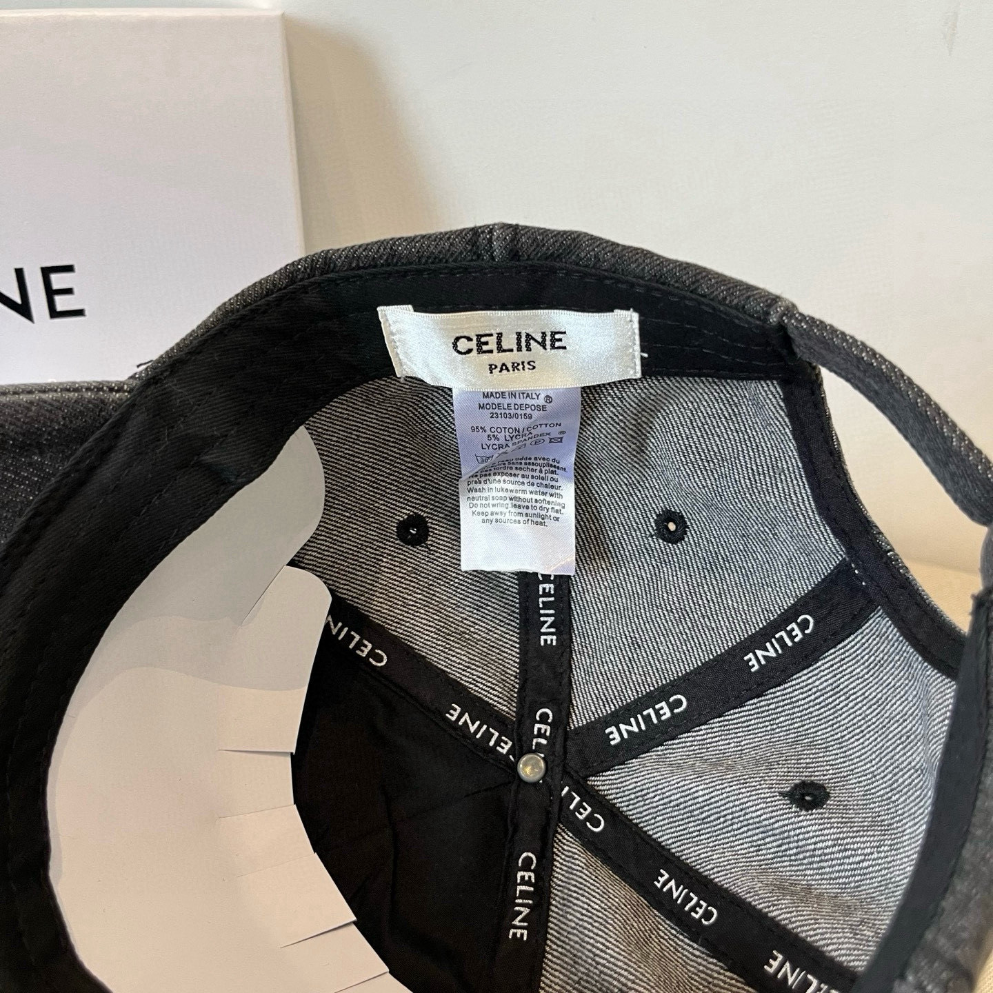 【CELINE赛琳】新款经典休闲潮流款 棒球帽🧢日韩风格，随便搭配都超好看！出门旅游，绝对要入手的一款