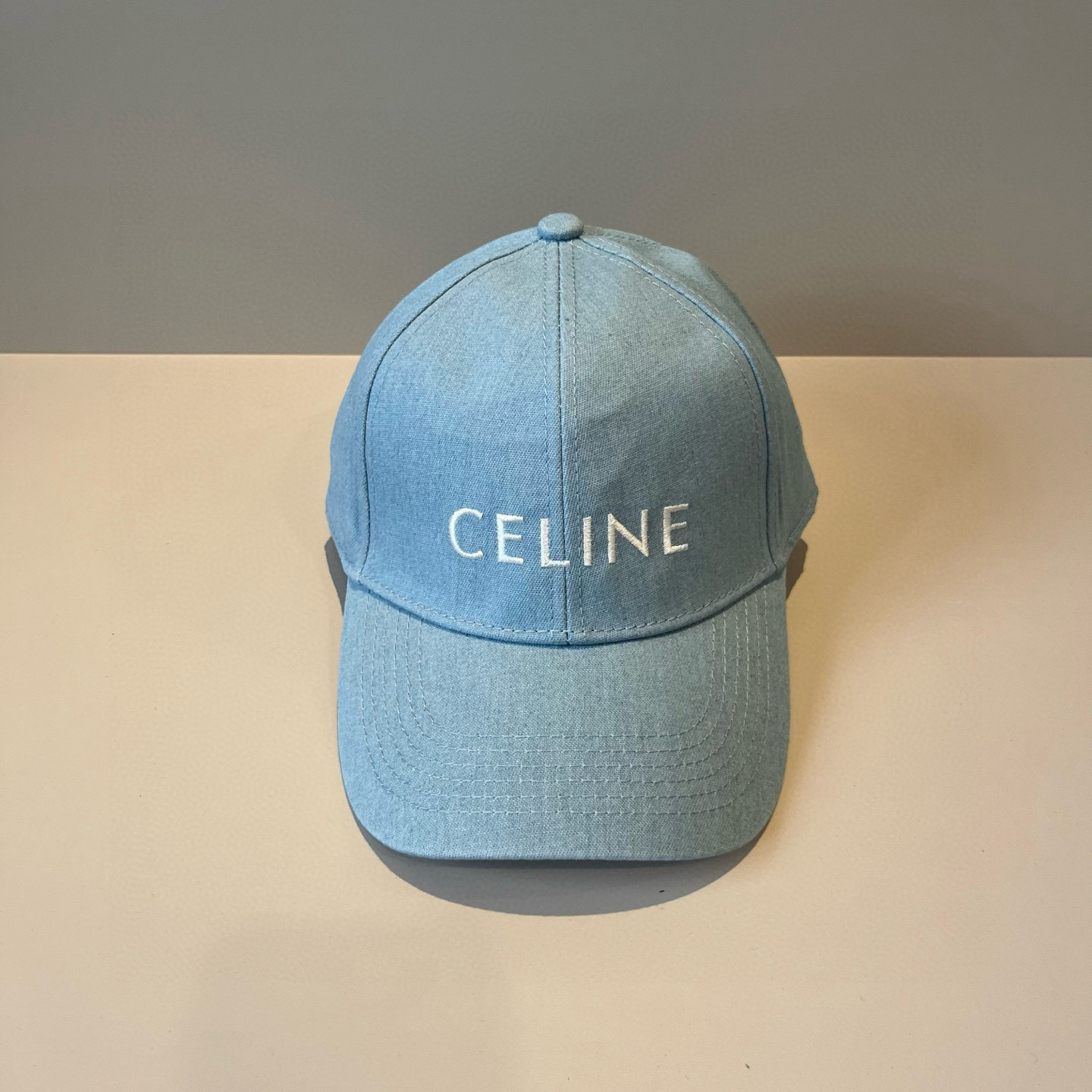 【CELINE赛琳】新款经典休闲潮流款 棒球帽🧢日韩风格，随便搭配都超好看！出门旅游，绝对要入手的一款