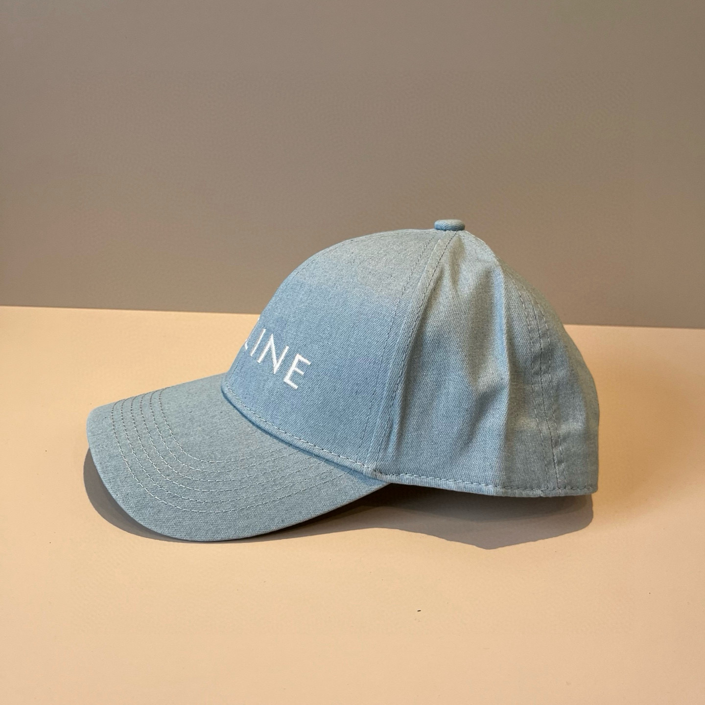 【CELINE赛琳】新款经典休闲潮流款 棒球帽🧢日韩风格，随便搭配都超好看！出门旅游，绝对要入手的一款