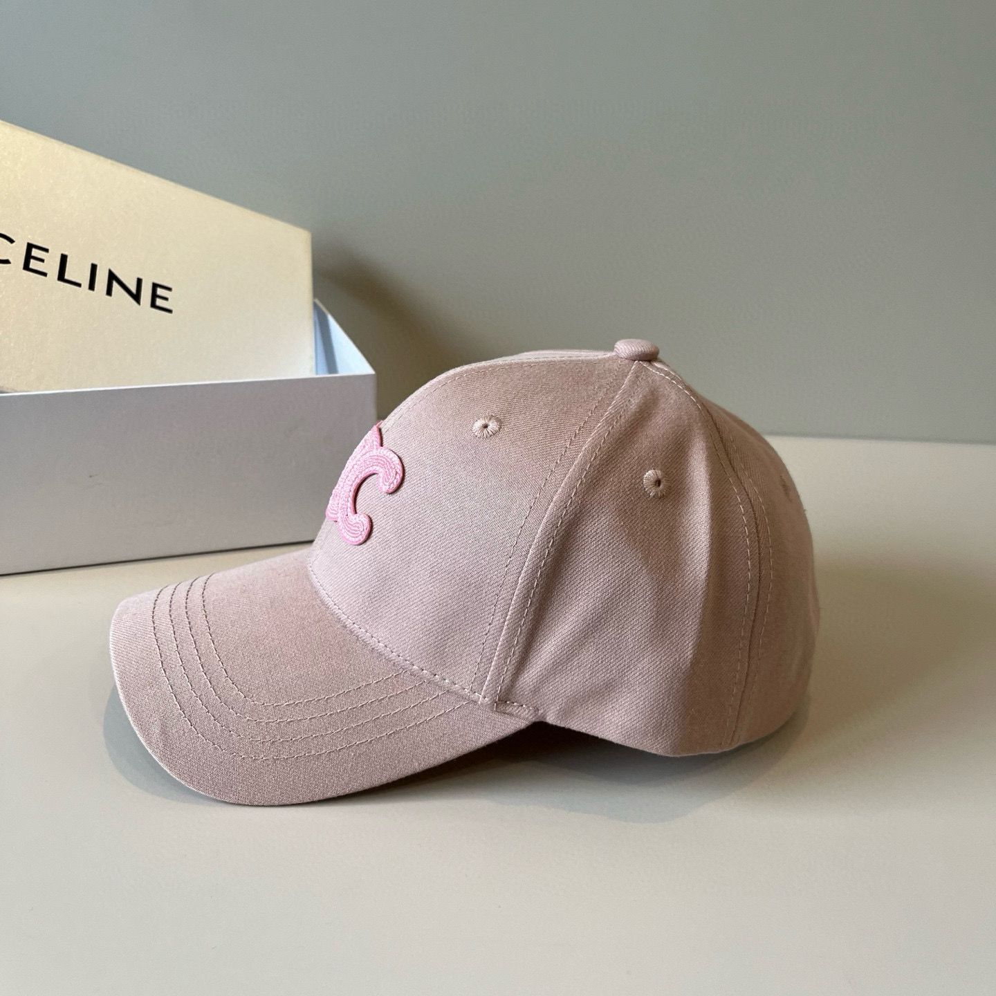 【CELINE赛琳】新款经典休闲潮流款 棒球帽🧢日韩风格，随便搭配都超好看！出门旅游，绝对要入手的一款