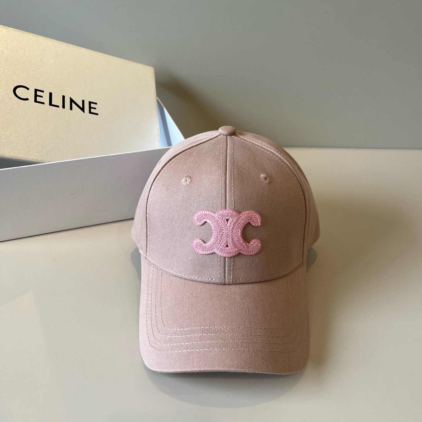 【CELINE赛琳】新款经典休闲潮流款 棒球帽🧢日韩风格，随便搭配都超好看！出门旅游，绝对要入手的一款