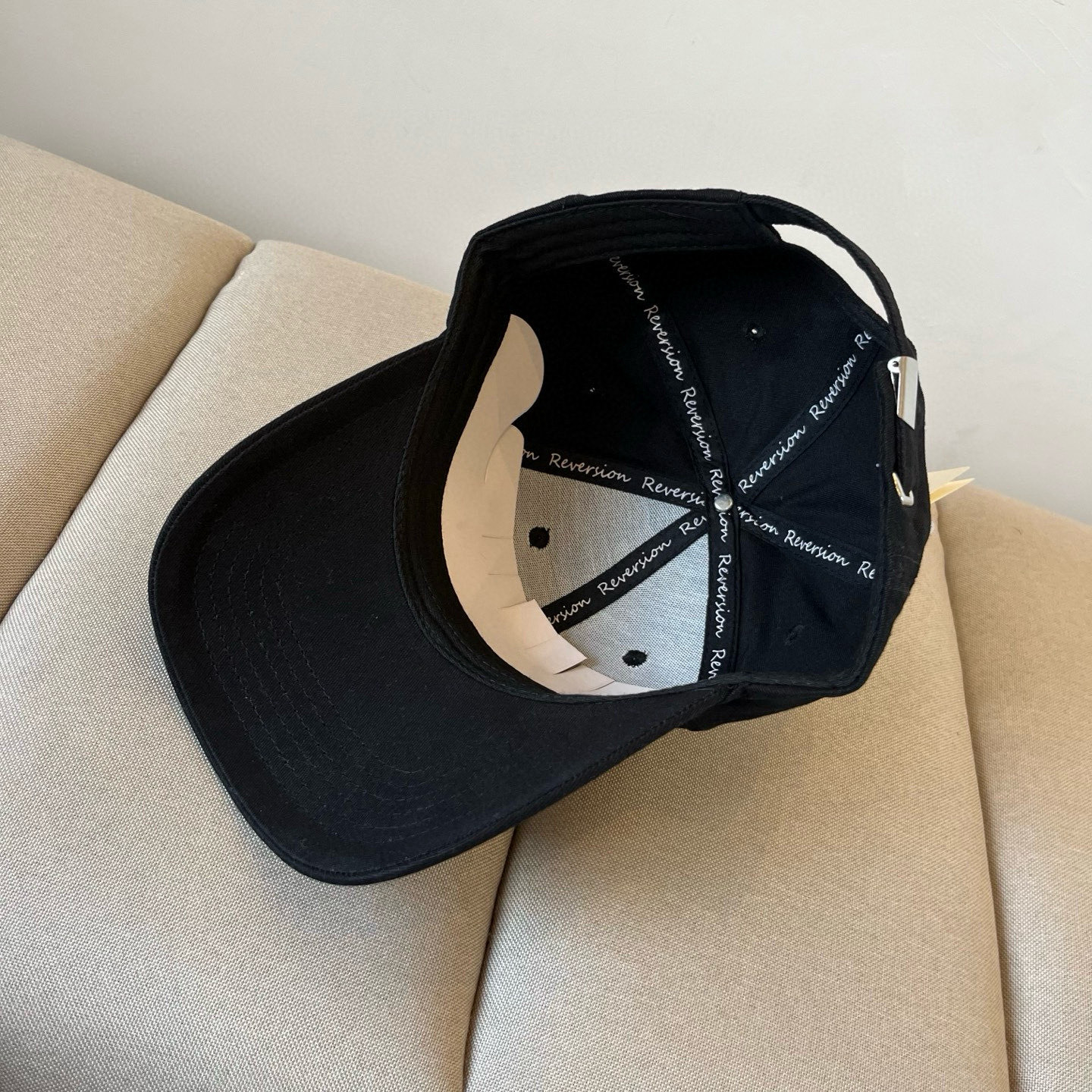 【CELINE赛琳】新款经典休闲潮流款 棒球帽🧢日韩风格，随便搭配都超好看！出门旅游，绝对要入手的一款