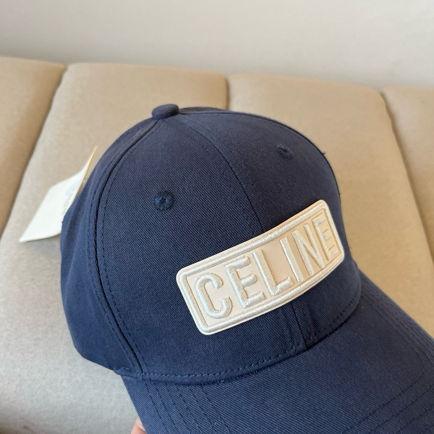 【CELINE赛琳】新款经典休闲潮流款 棒球帽🧢日韩风格，随便搭配都超好看！出门旅游，绝对要入手的一款