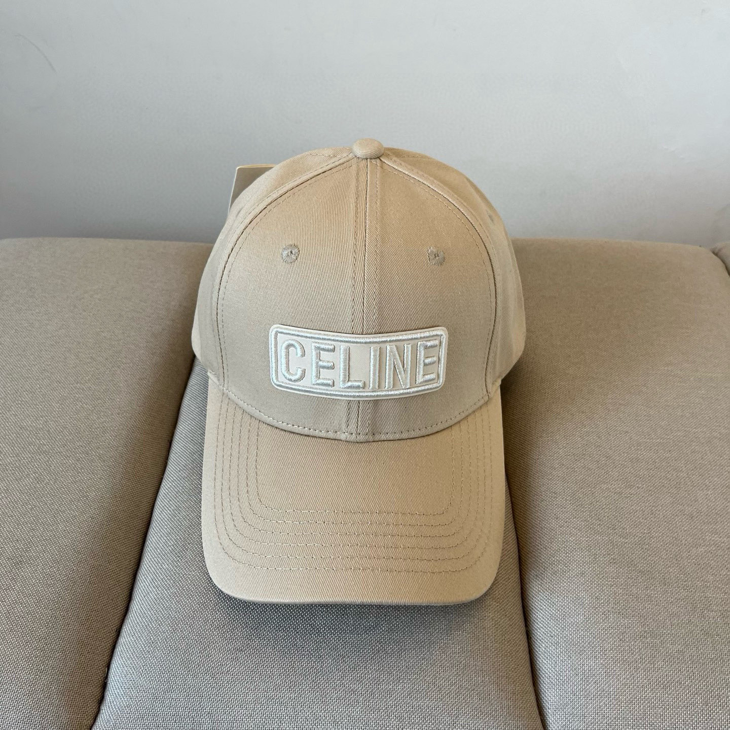 【CELINE赛琳】新款经典休闲潮流款 棒球帽🧢日韩风格，随便搭配都超好看！出门旅游，绝对要入手的一款