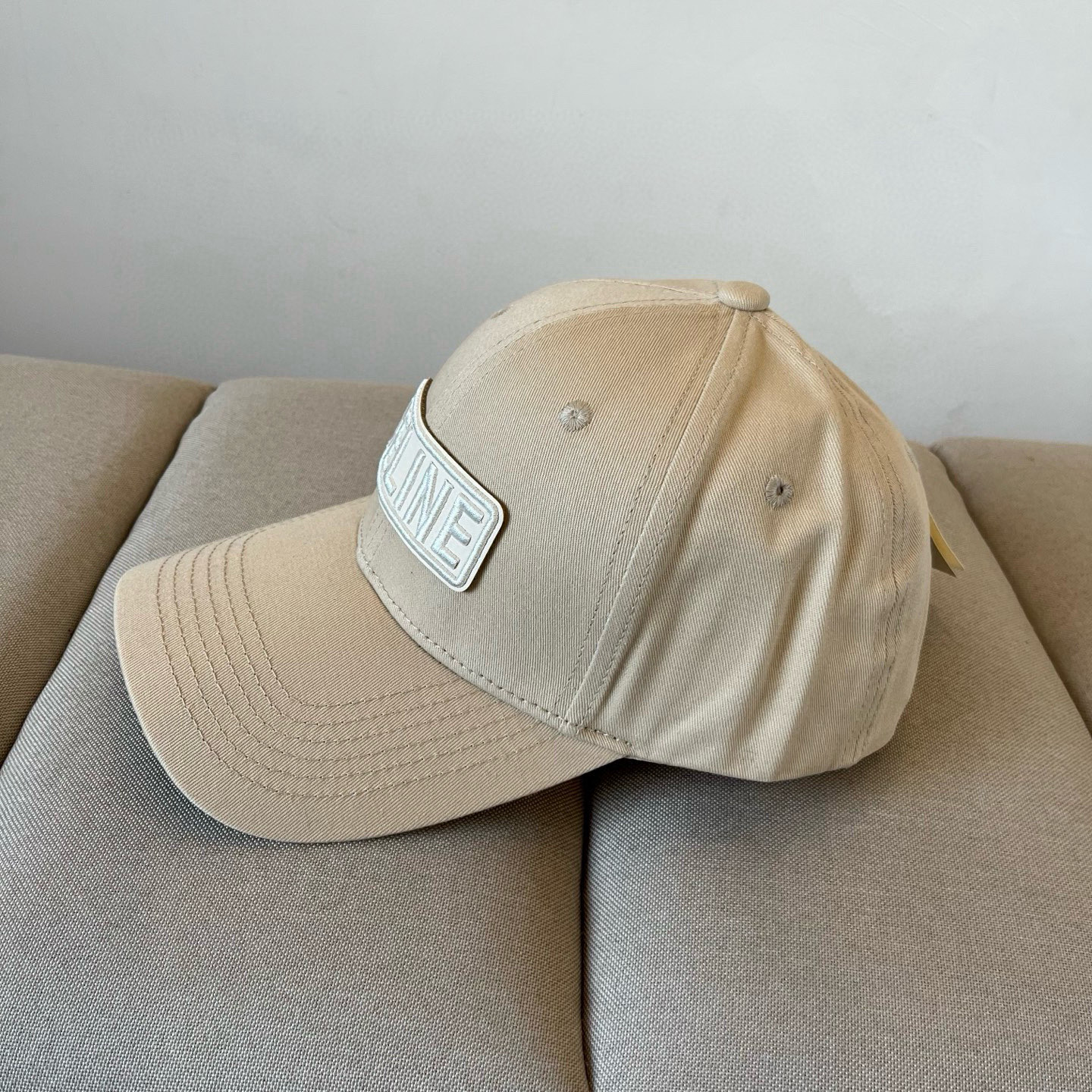 【CELINE赛琳】新款经典休闲潮流款 棒球帽🧢日韩风格，随便搭配都超好看！出门旅游，绝对要入手的一款