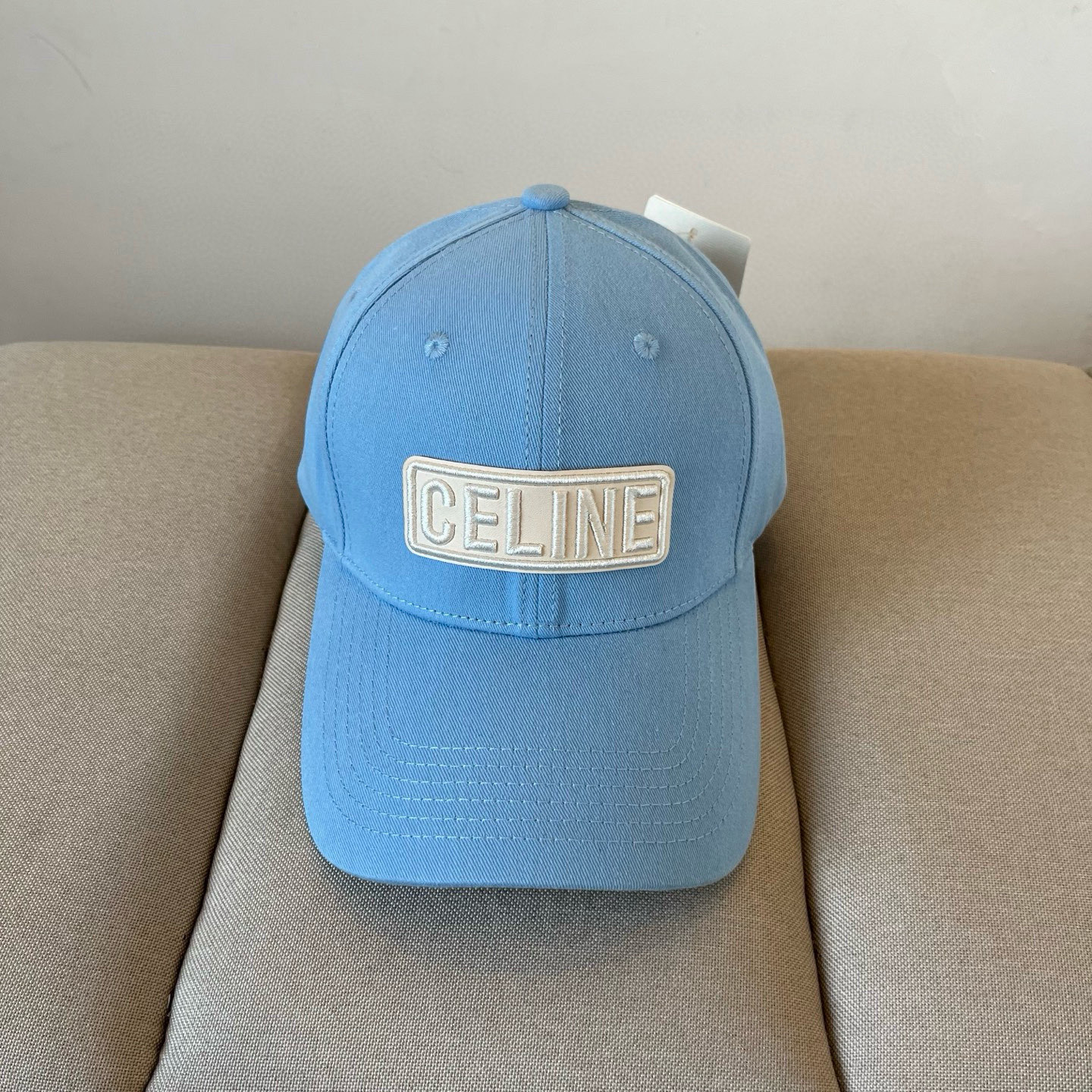 【CELINE赛琳】新款经典休闲潮流款 棒球帽🧢日韩风格，随便搭配都超好看！出门旅游，绝对要入手的一款