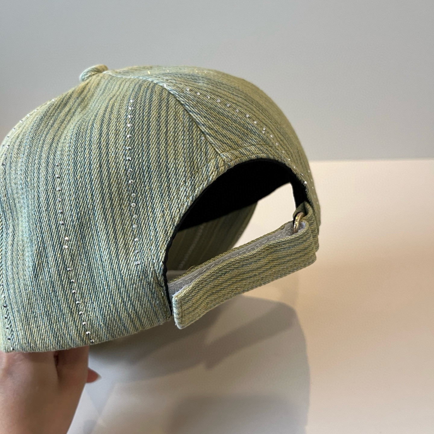 🧢路易威登棒球帽 LouisVuitton😍新款LV棒球帽，重工打造♥️高端大气，百搭款🤗男女通用！跑量