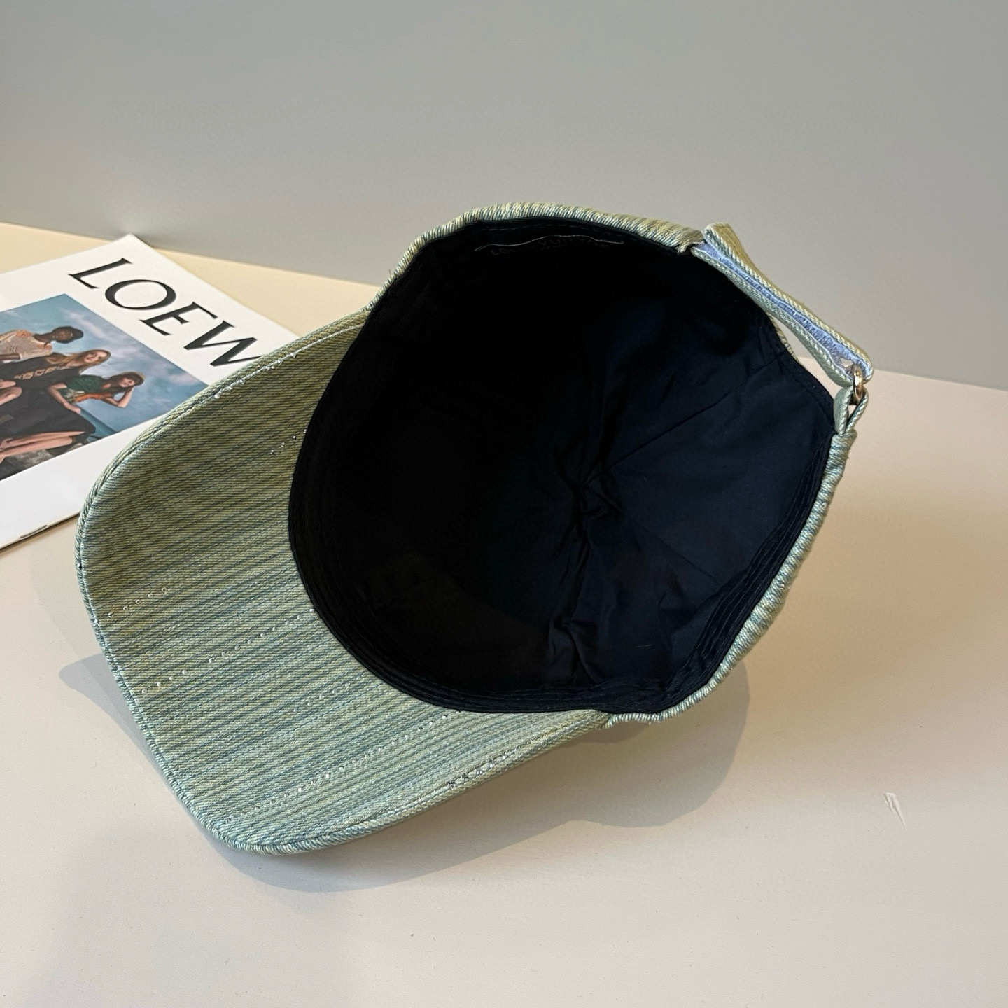 🧢路易威登棒球帽 LouisVuitton😍新款LV棒球帽，重工打造♥️高端大气，百搭款🤗男女通用！跑量