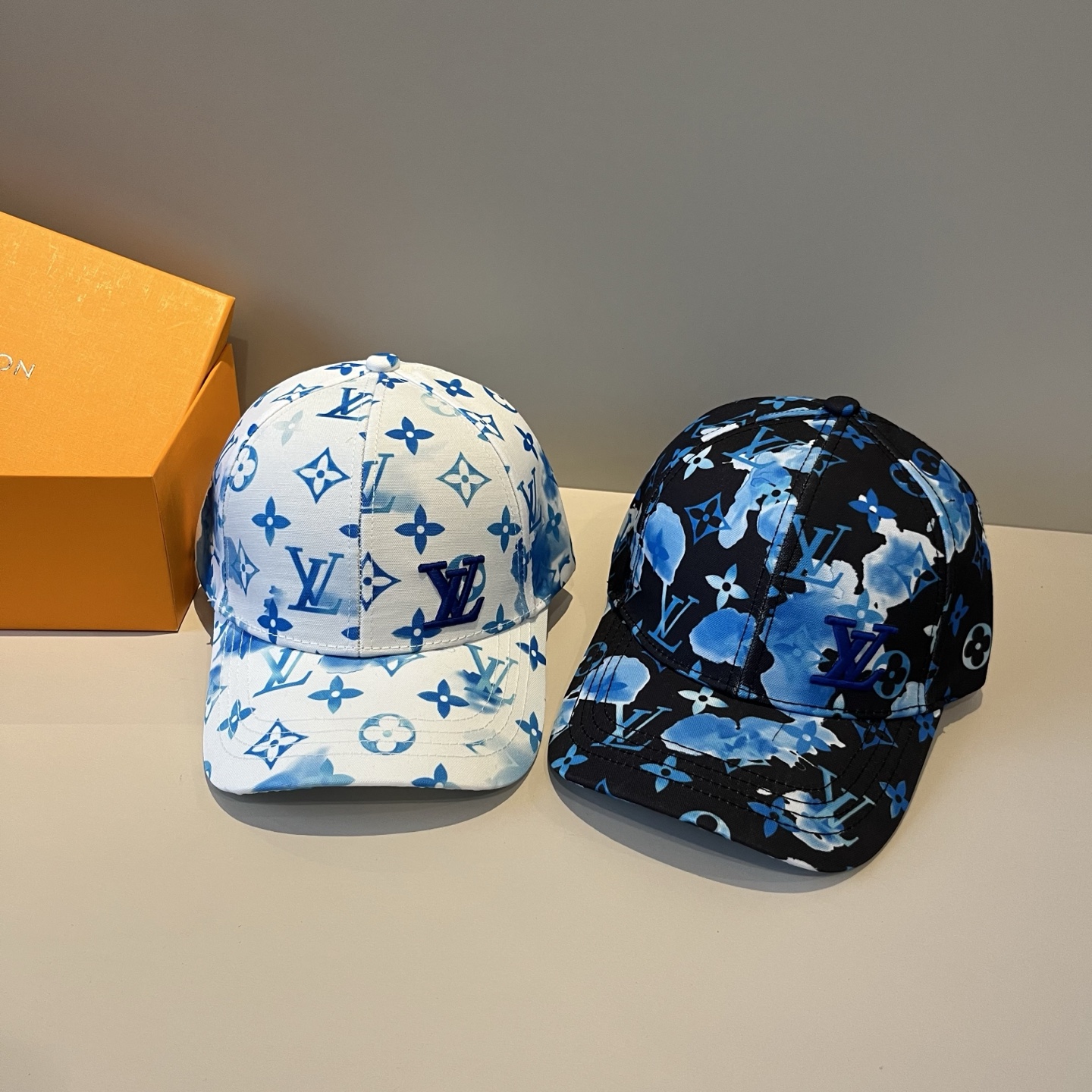 🧢路易威登棒球帽 LouisVuitton😍新款LV棒球帽，重工打造♥️高端大气，百搭款🤗男女通用！跑量